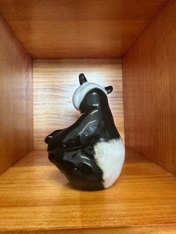 Lomonosov Lfz Seated Panda By Pavel Veselov – Ussr Circa 1960s 70s photo 75.0