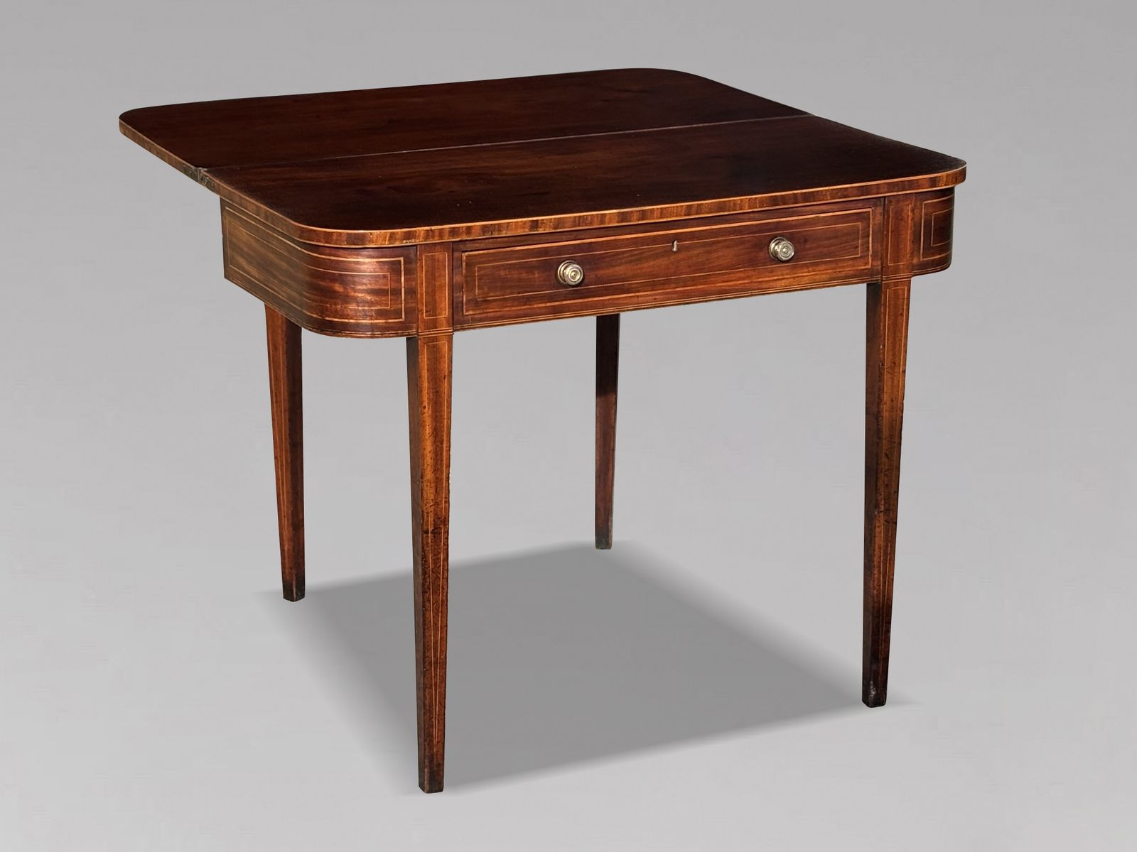 2640.0 18th Century George III Period Mahogany Satinwood Stringing Fold Over Tea Table photo