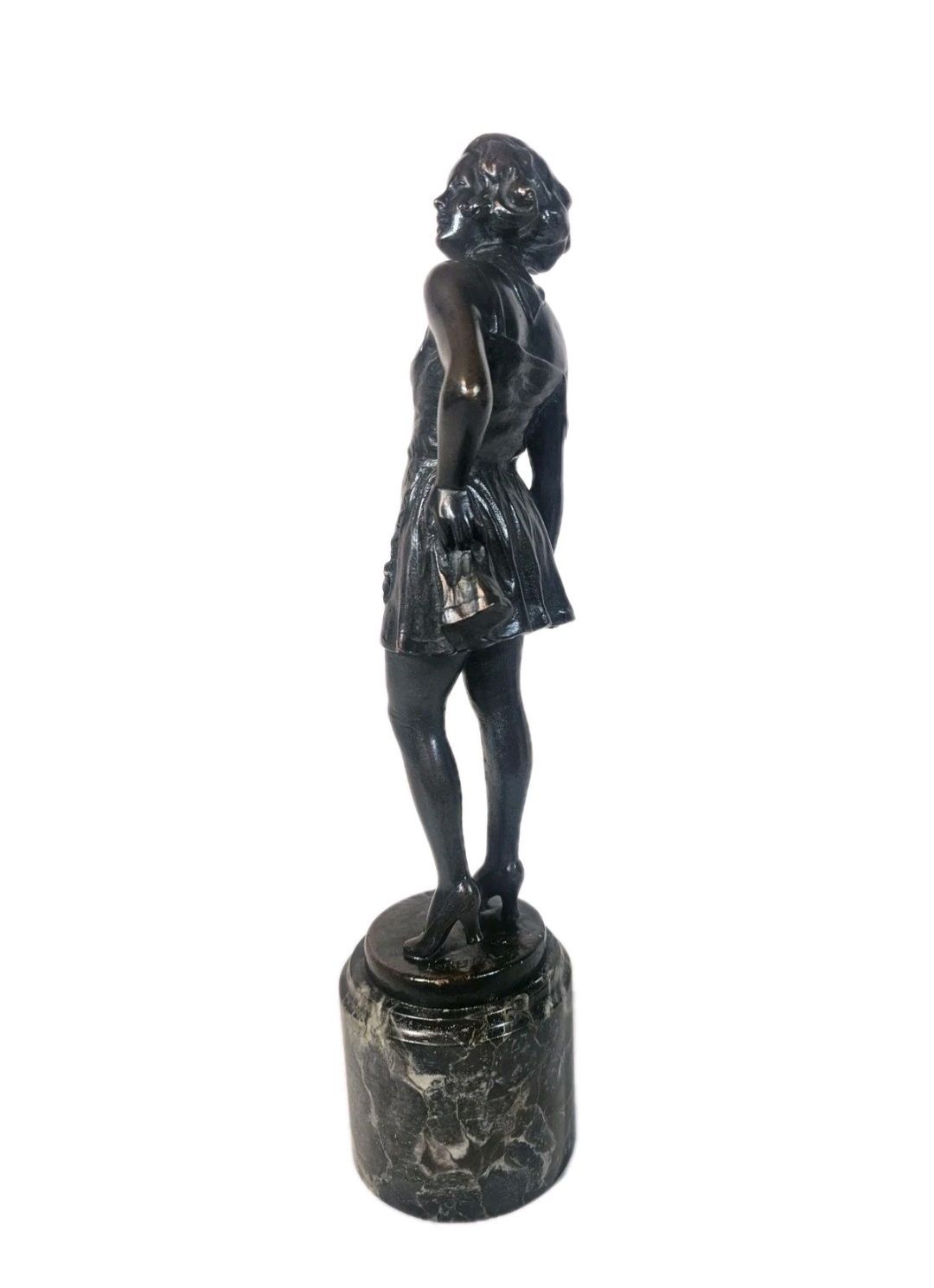 An Art Deco Josef Lorenzl Bronze Sculpture Of A Young Woman, Signed photo vinterior