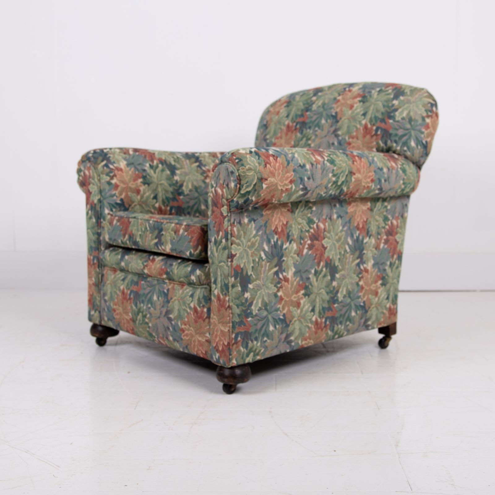 1235.0 A Lovely Pair Of Antique English Armchairs Early 1900s photo