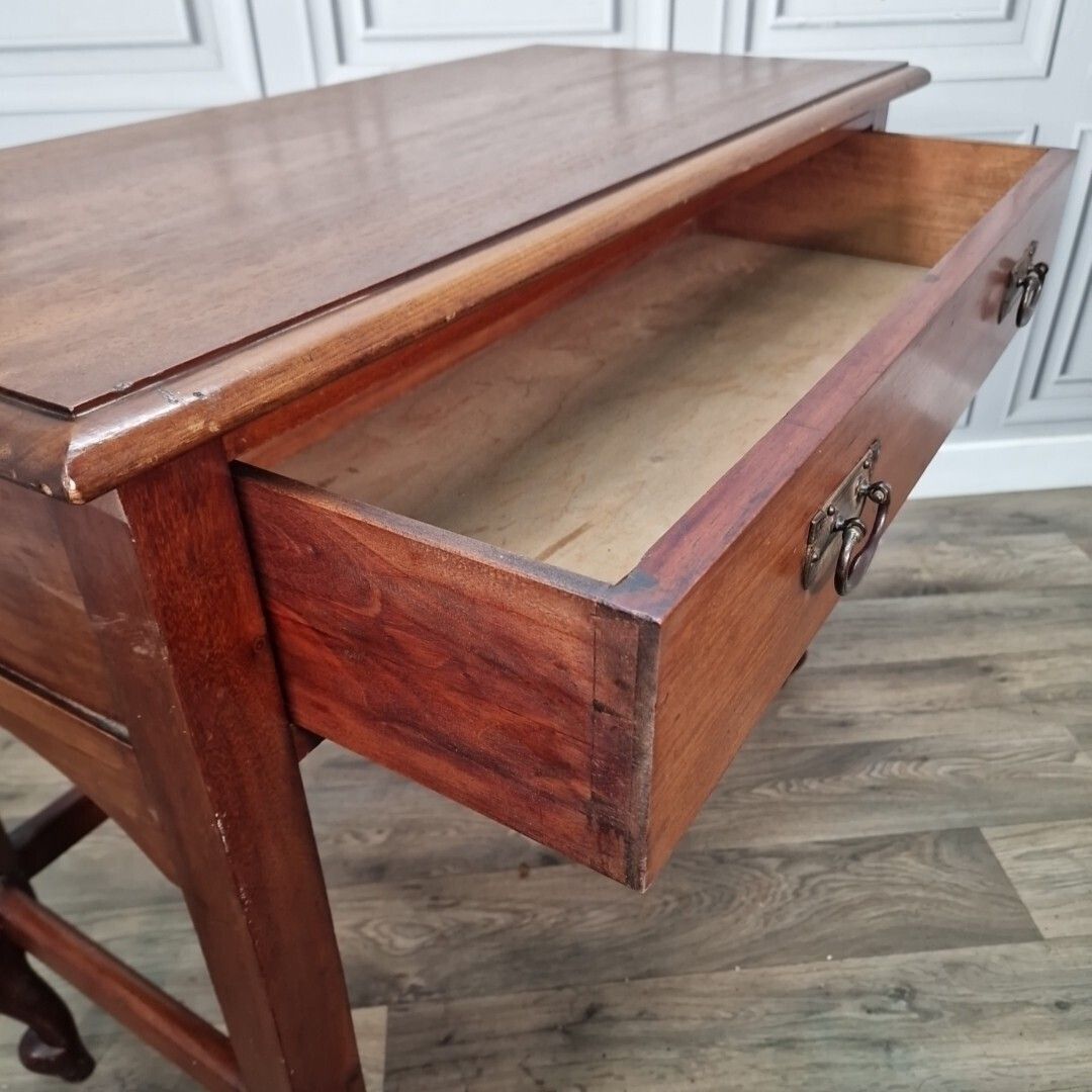 220.0 Antique Style Console Table Mahogany Desk Lamp Drawer Georgian Revival Wood photo