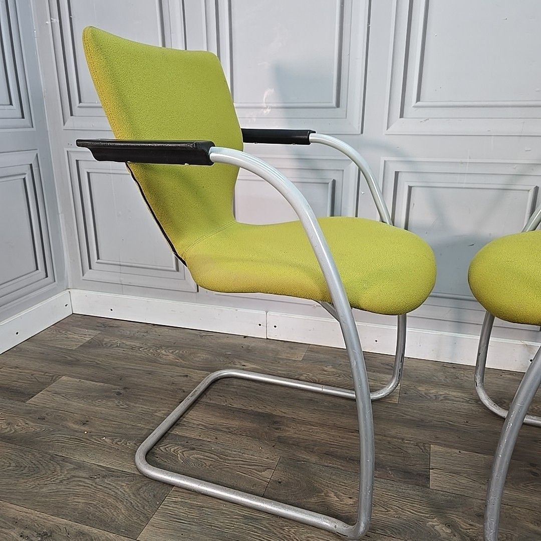 photo vinterior Pair 2 Cantilever Chairs Orangebox X10 Guest Visitor Office Desk Waiting Room