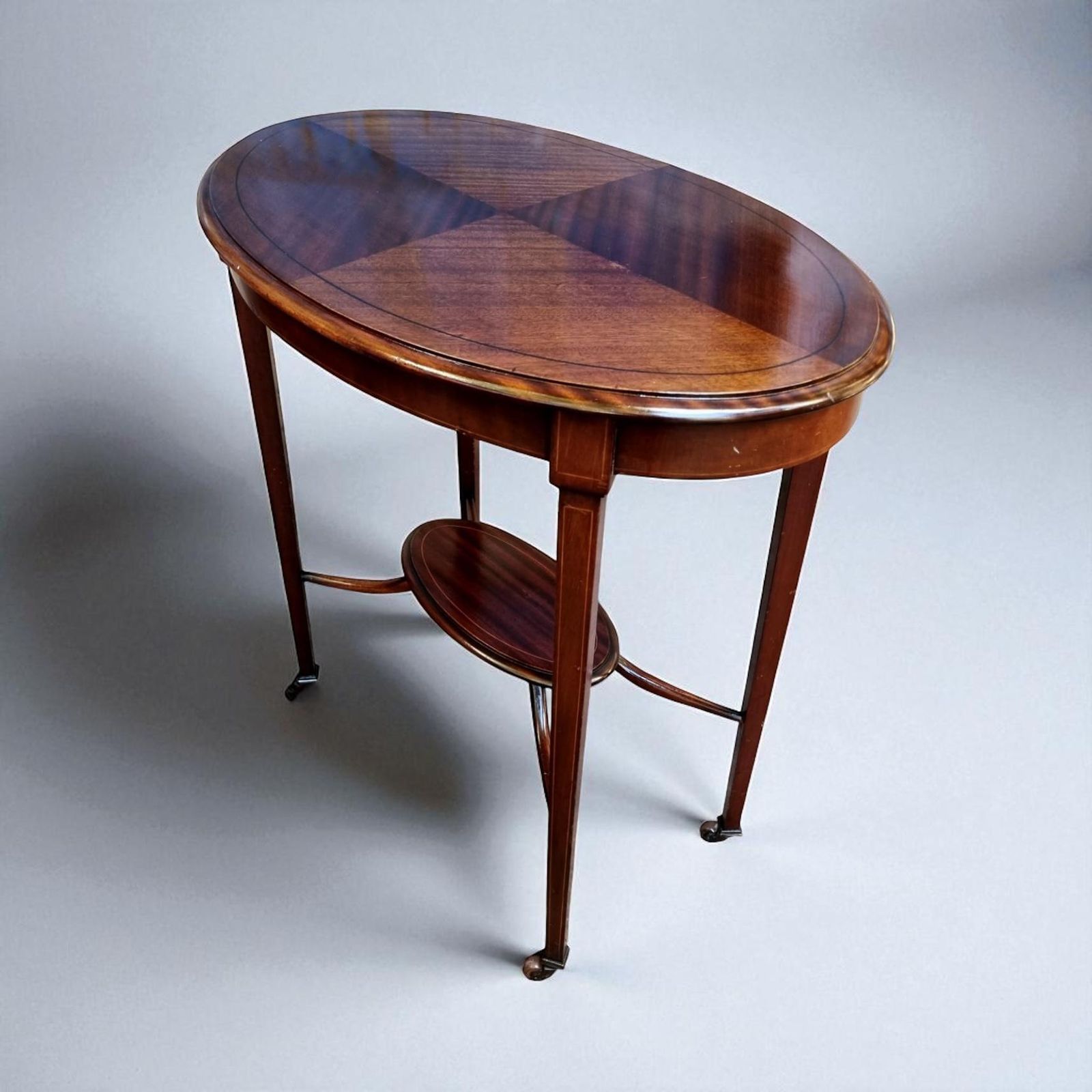 Antique Edwardian Occasional Table / Mahogany Veneer / C.1910 photo vinterior