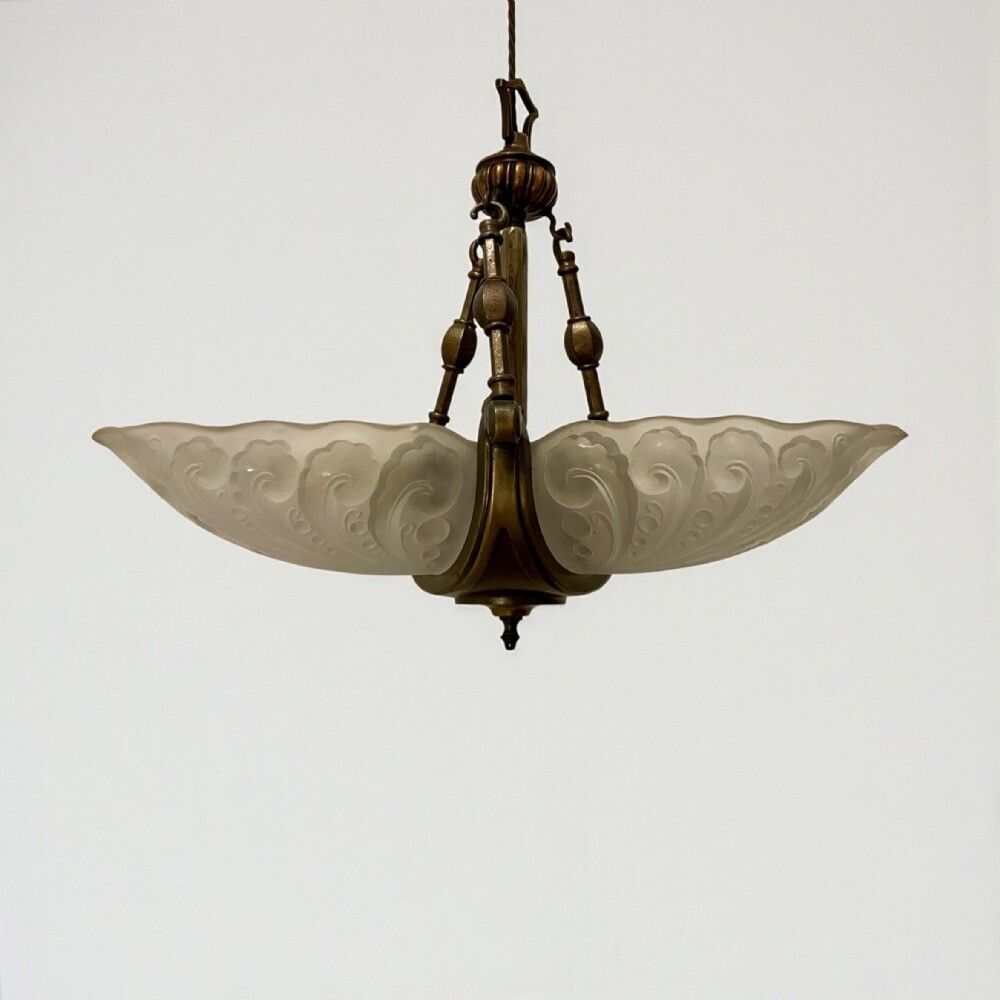 Art Deco Slip Shade Ceiling Light photo vinterior