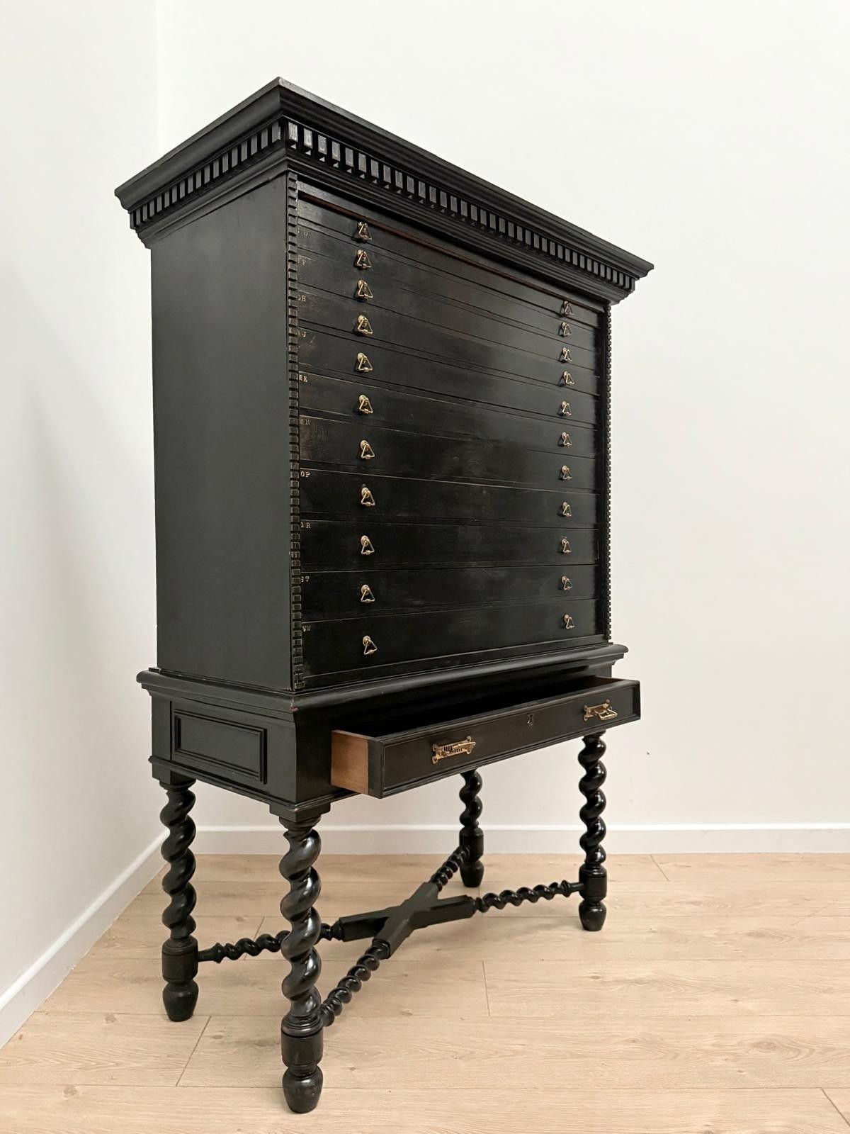 Ebonised Jewelry, Specimen Chest Spiral Turned Legs Delivery Available 0010. photo for sale
