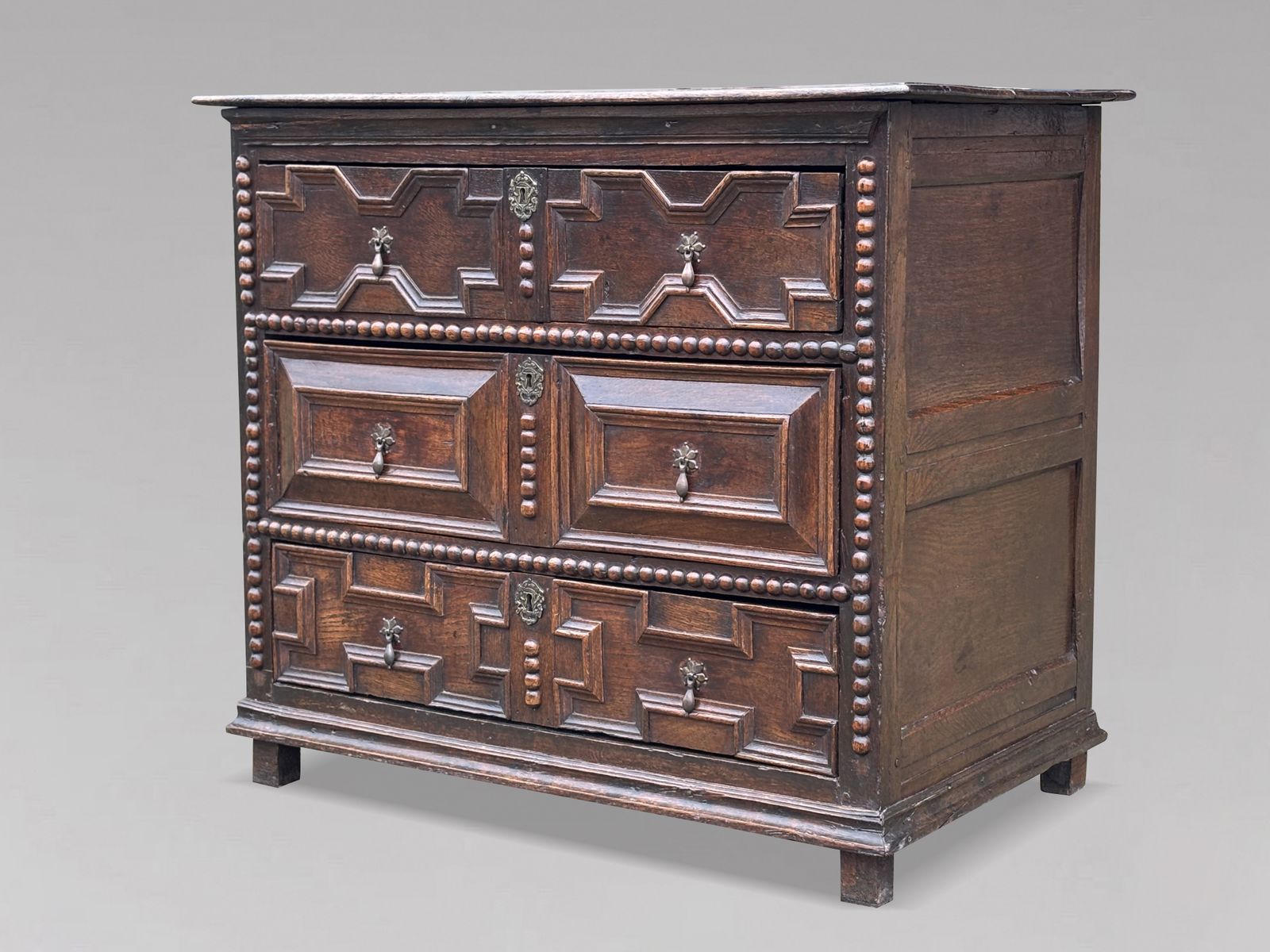 17th Century Charles II Period Jacobean Oak Geometric Chest Of Drawers photo vinterior