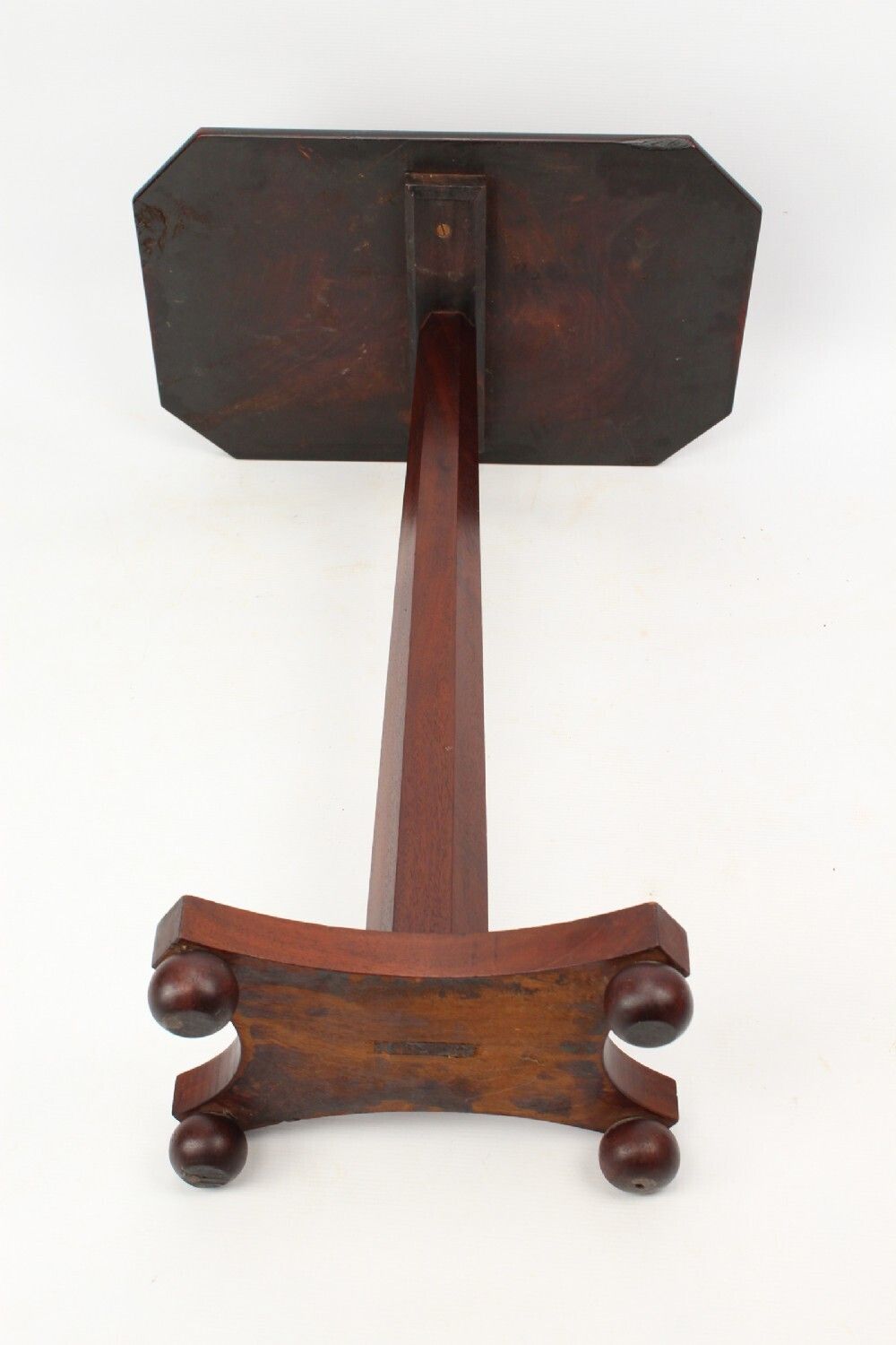 photo vinterior Small Antique William IV Mahogany Wine Table
