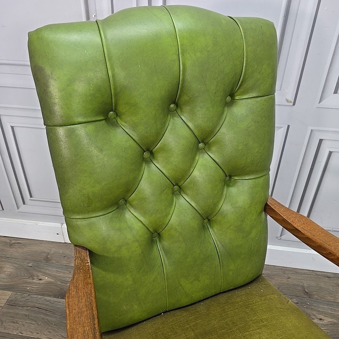 Antique Chesterfield Armchair Vintage Green  – Button Back Fabric Faux Leather photo Furniture