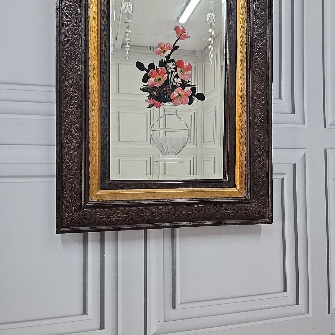 photo vintage Antique Wall Mirror Carved Oak Frame – Bevelled & Etched Reverse Painted Glass
