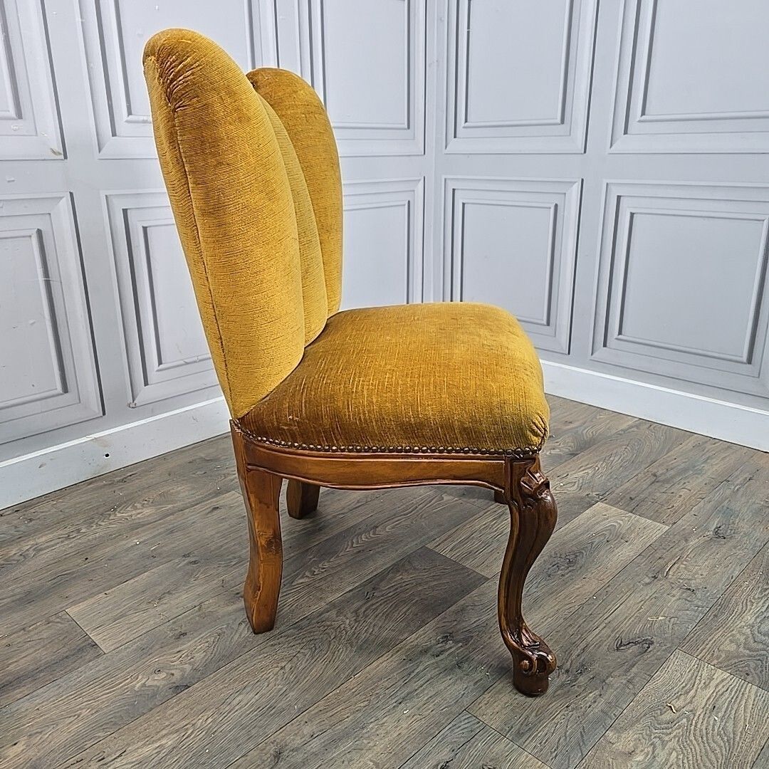 photo vinterior Antique Style Slipper Chairs Pair 2 Carved – Queen Anne Revival – Upholstered
