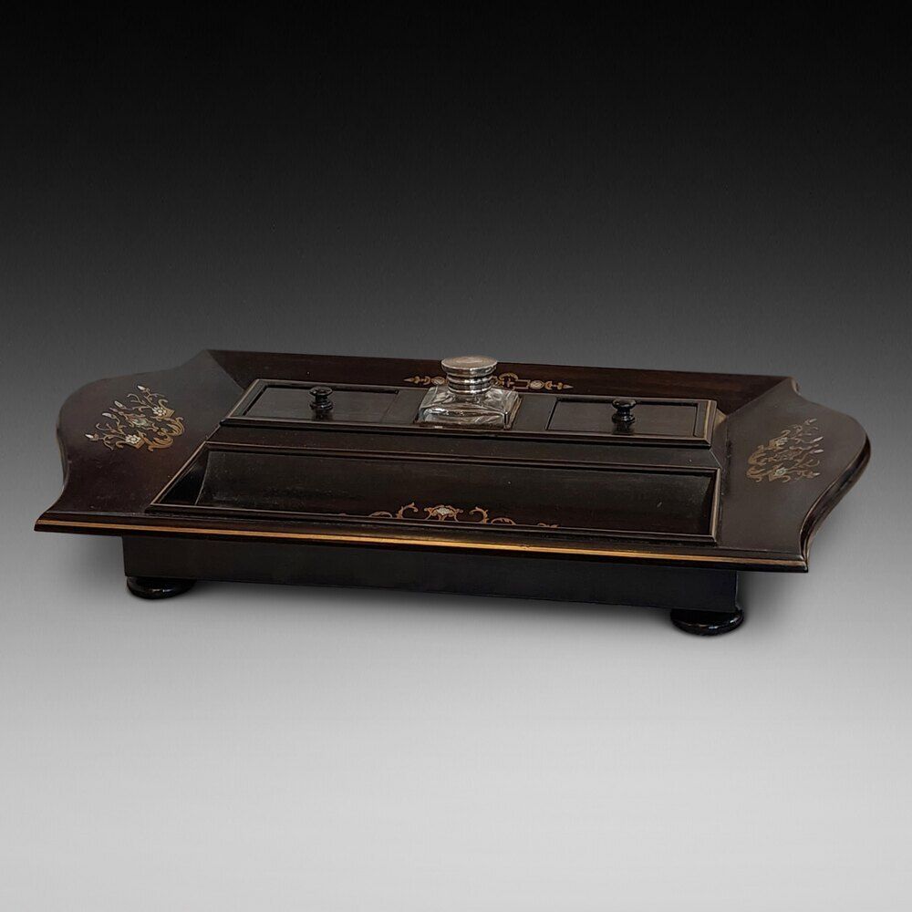 Mid 19thc Coramandel Inkwell Stand/Desk Tidy