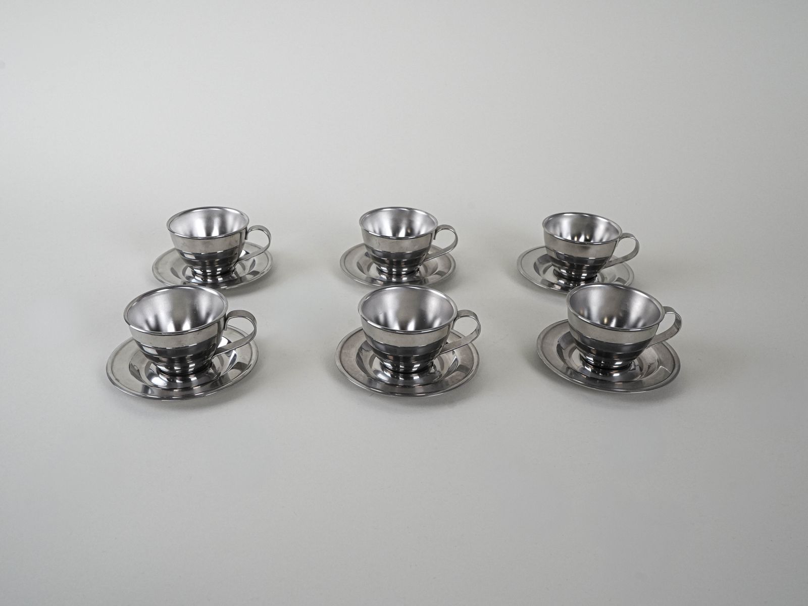 Set Roestvrijstalen Kopjes, Italiaans Design, Jaren 1980, Productie: Italië photo 339.0