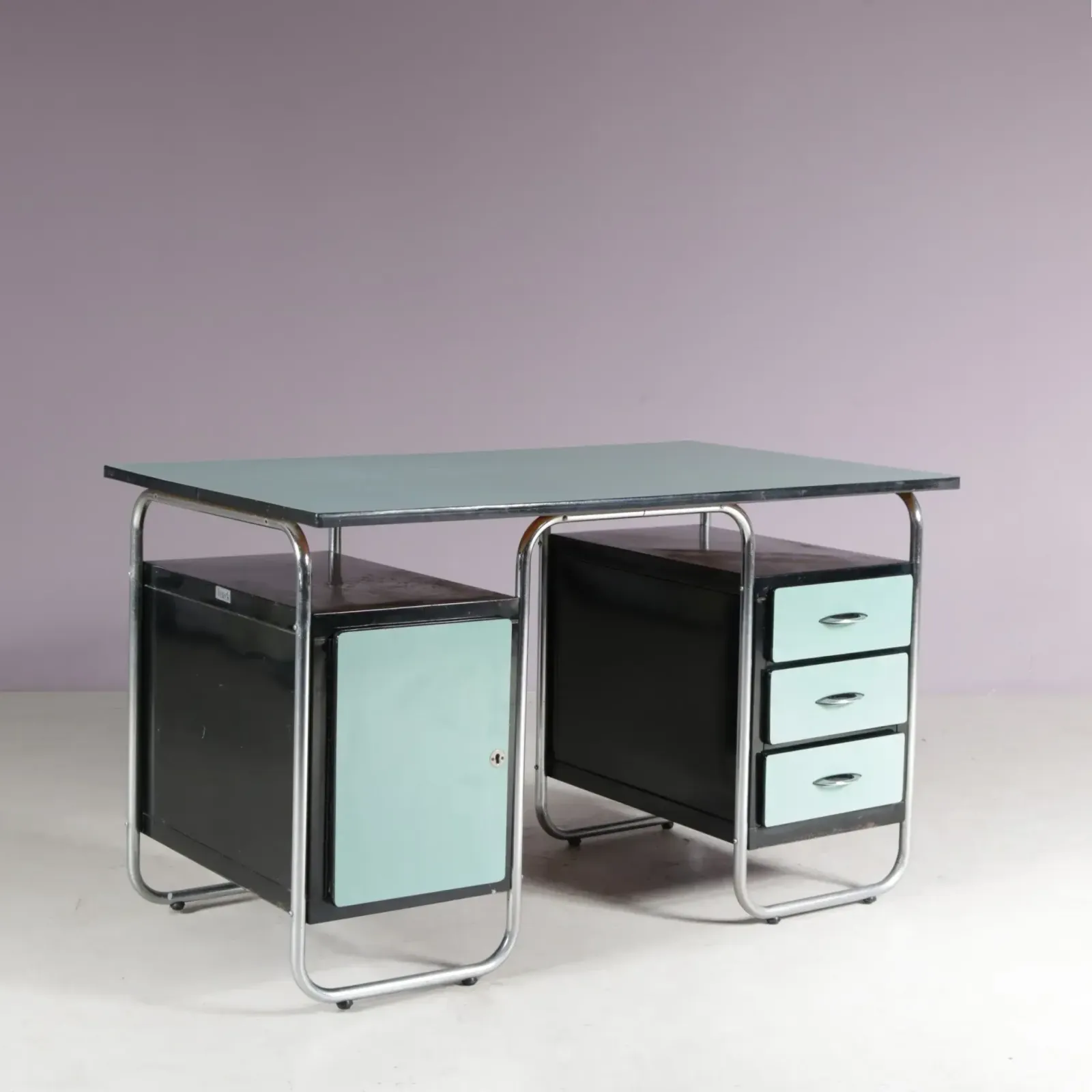 photo vinterior 1950s Bauhaus Style Desk By Torck, Belgium