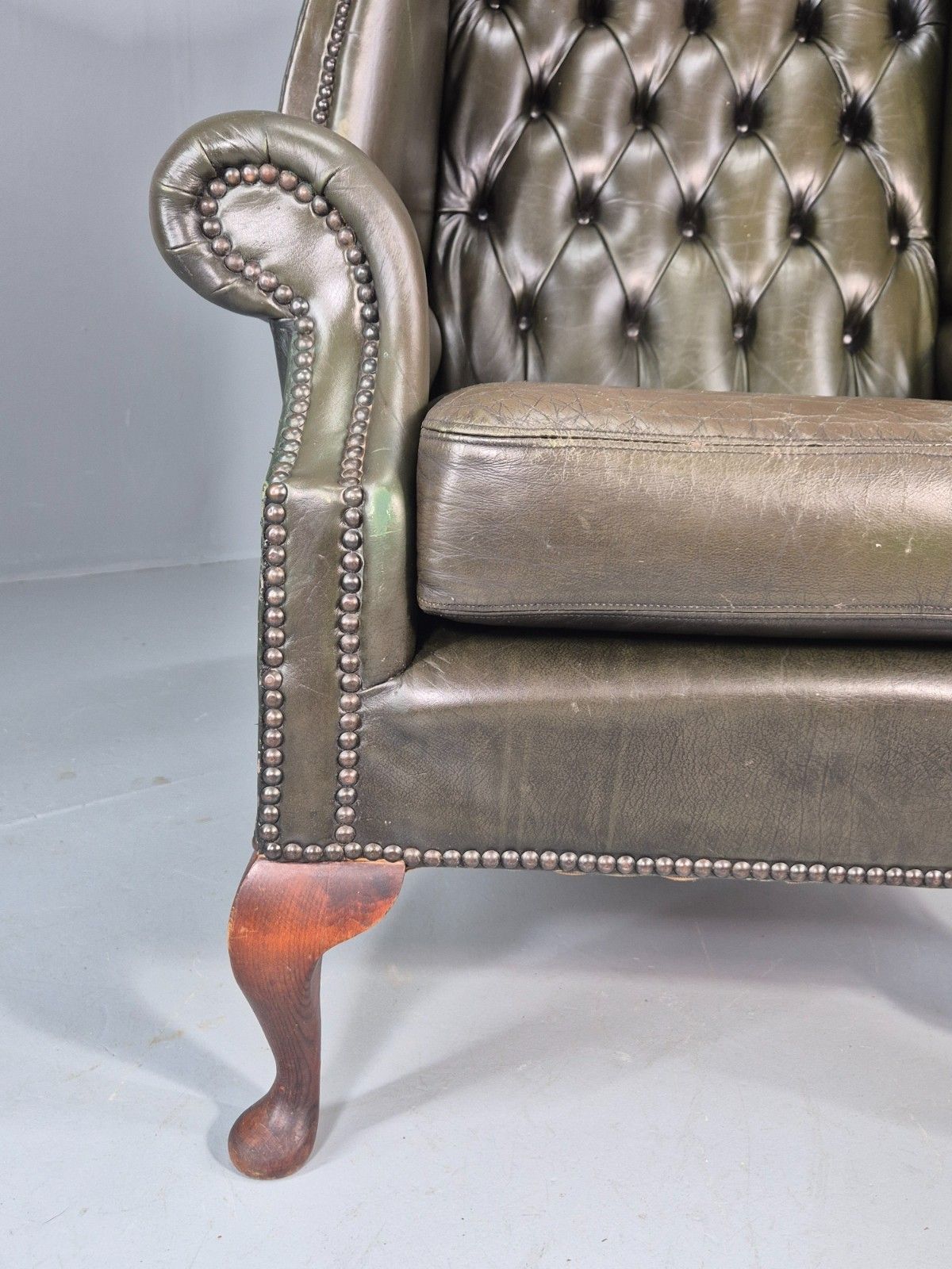 Vintage Wingback Leather Lounge Chair Queen Anne Style 1970s Retro Eb11532 Vlea photo vinterior