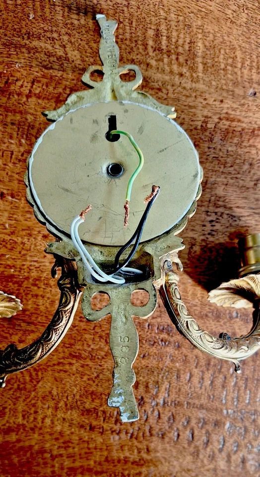 Mid Century Quality Set Of 4 Pairs Style Brass Wall Lights Made In Spain photo for sale