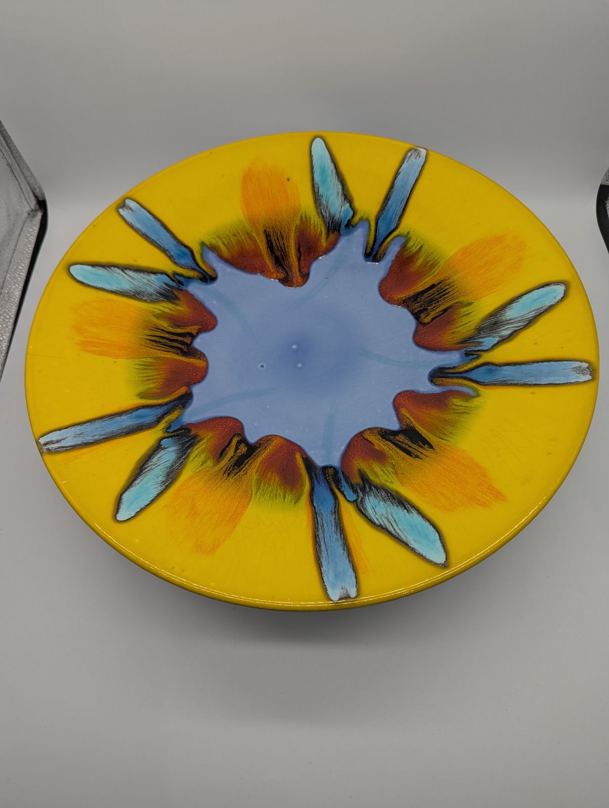 photo vintage Large Poole Pottery Charger, Delphis Inspired, Late 1990s. Hand Painted And Signed