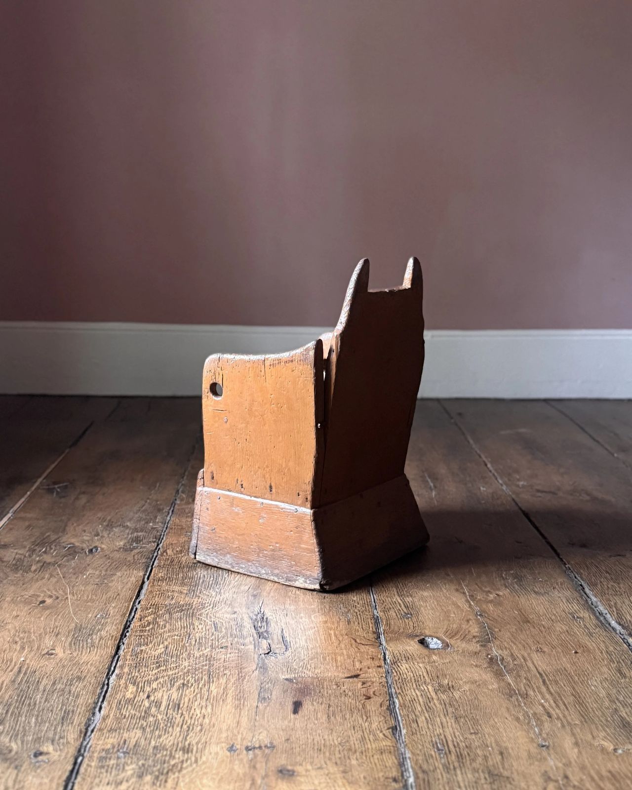 Primitive 19th Century Welsh Child's Lambing Chair photo Furniture