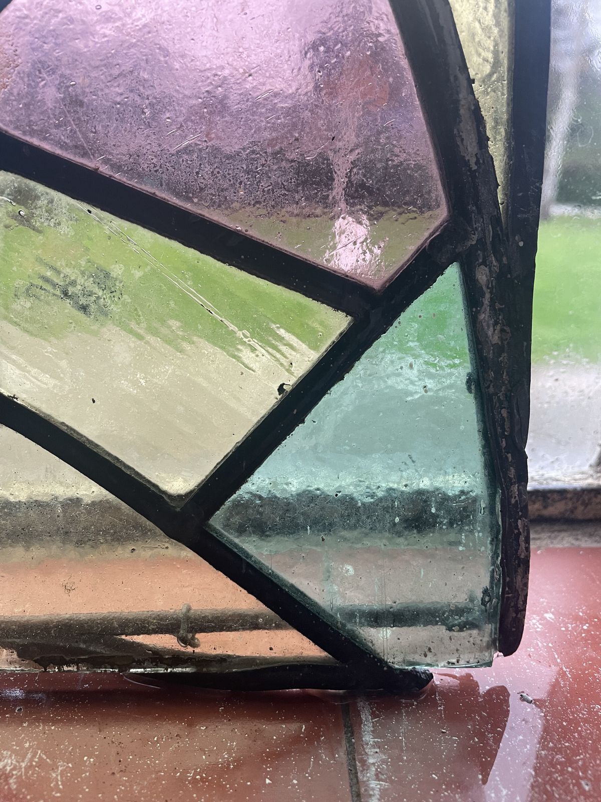 Victorian Stained Glass Window Panel Hand Painted Shell Motif Soft Pastel Colour Glass C.1890 H34xw35cm photo Home Fixtures