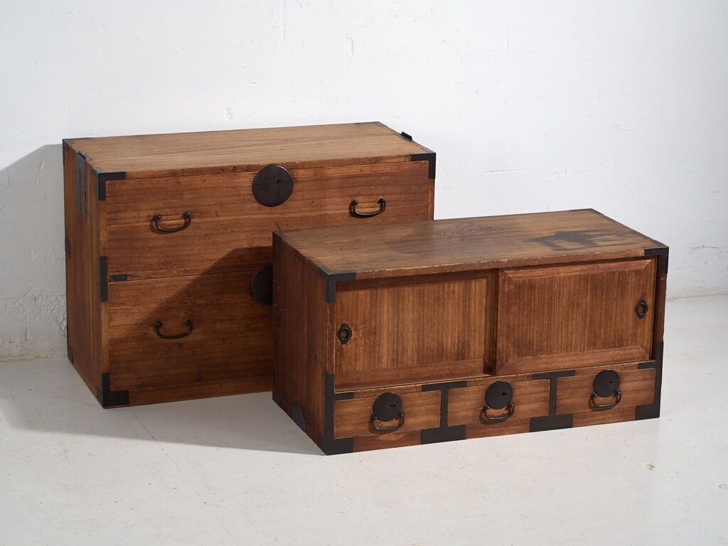 2562.0 Antique Japanese Tansu – Showa Period (C.1927) #55 photo