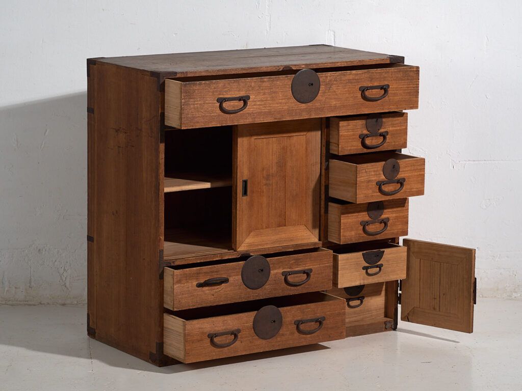 Antique Storage Chest – Meiji / Taishō Period (C.1868 1926) #98 photo furniture