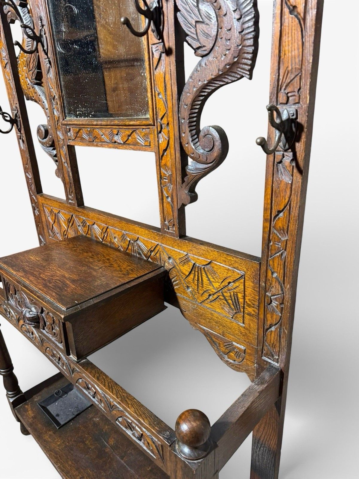 Furniture Antique Green Man Carved Oak Hall Stand Coat Stand C1880s Superior Quality photo