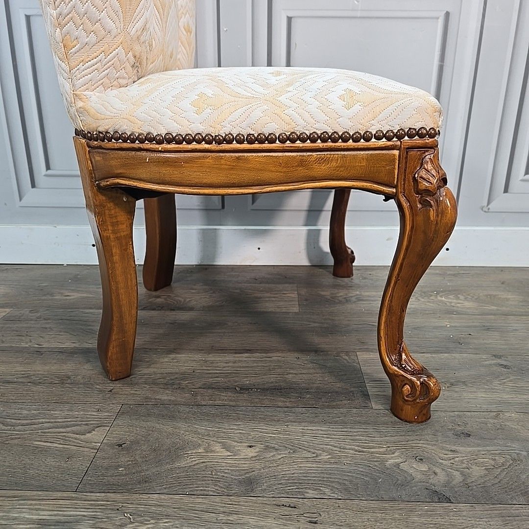 photo vintage Antique Style Carved Shell Back Chair – Bedroom Slipper Seat Cabriole Queen Anne