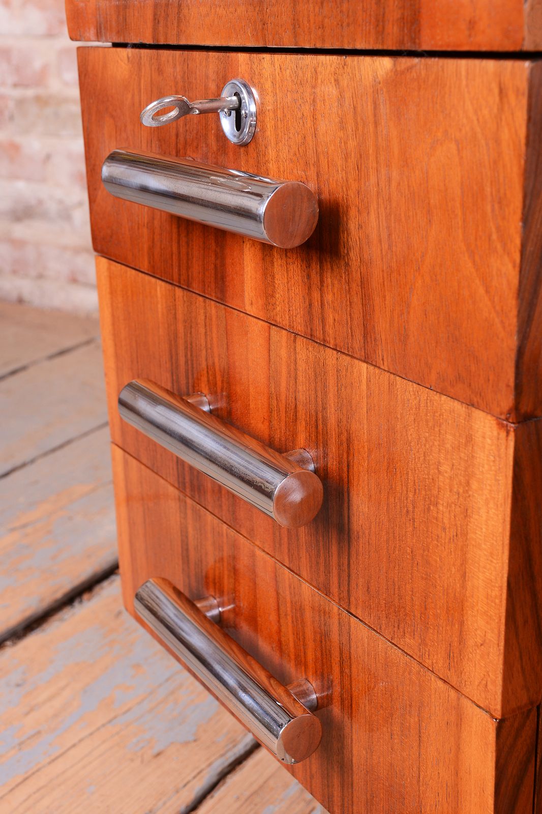 Restored Bauhaus Writing Desk, By A. Lurcat For Kovona, Walnut, Czech, 1920s photo vintage