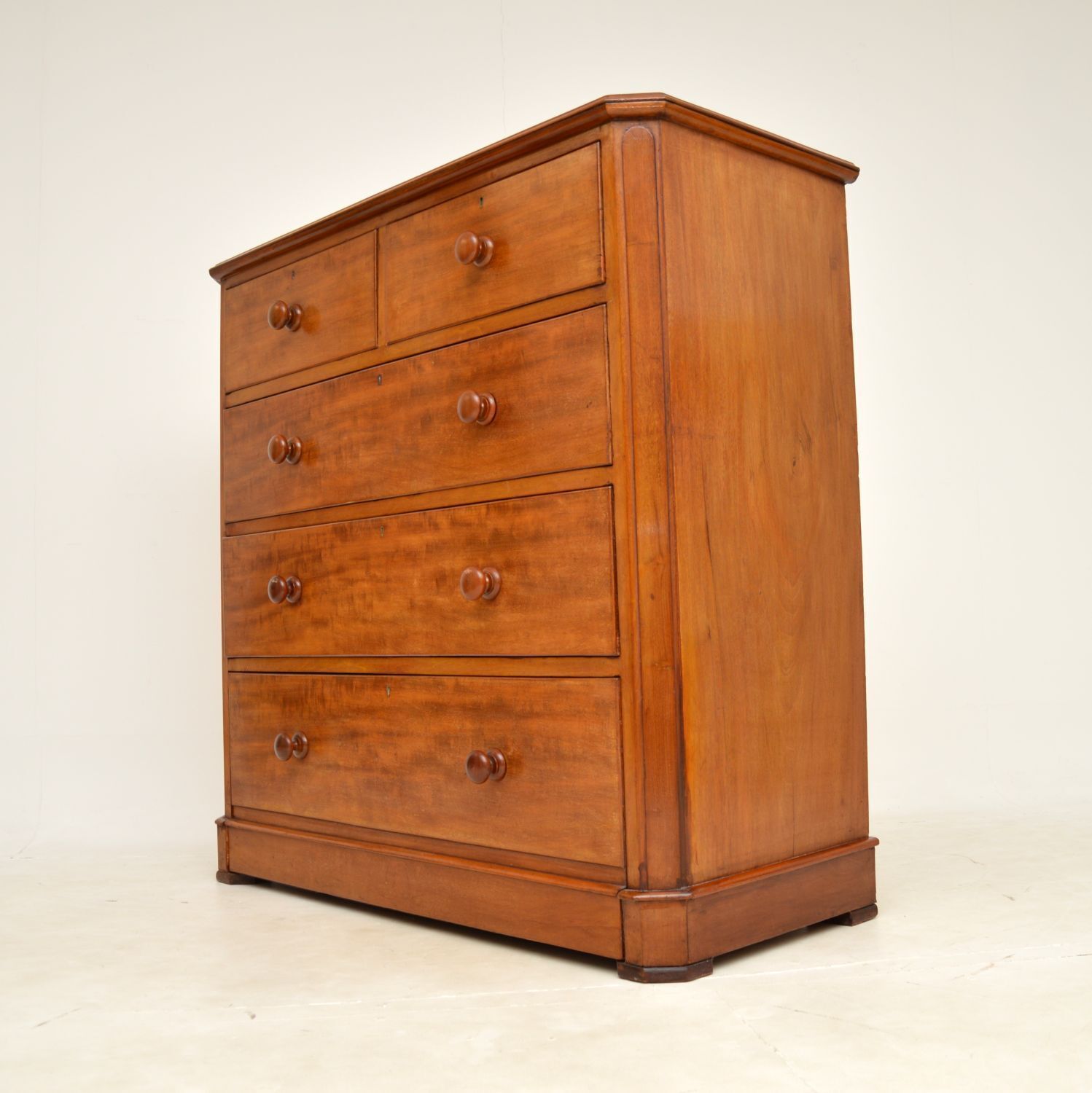 Large Antique Victorian Mahogany Chest Of Drawers photo Furniture