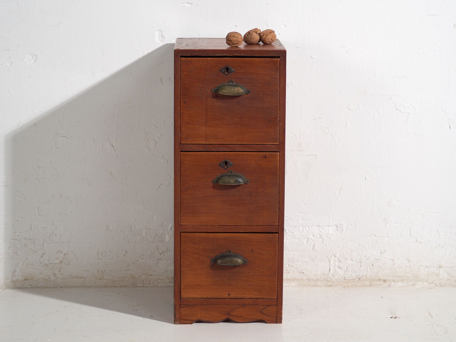 photo furniture Small Antique Japanese File Cabinet – Showa Period (C.1950 1979) #89
