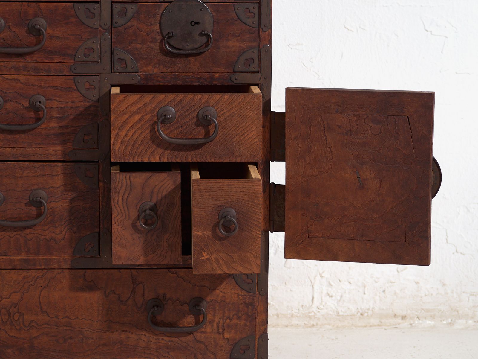 Furniture Antique Tansu Storage Chest Of Drawers – Meiji / Taishō Period (C.1868 1926) #34 photo