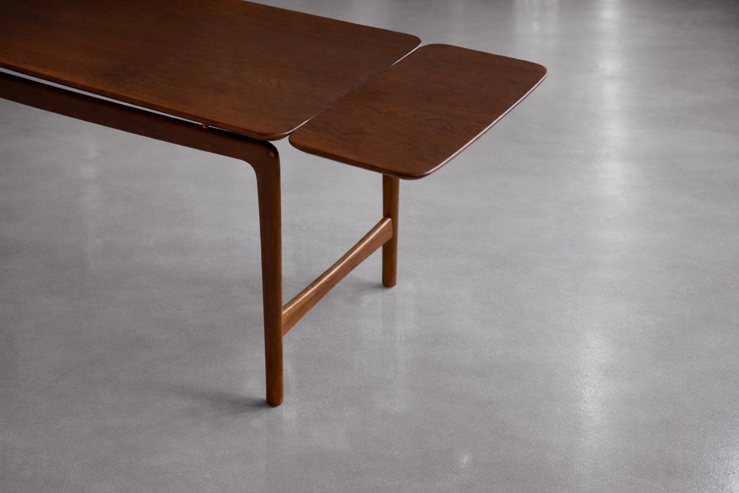 photo for sale Mid Century Deens Modern Model Fd 15/54 Salontafel In Teak Door Hvidt & Mølgaard Nielsen Voor France & Daverkosen, Ca. Jaren 1950