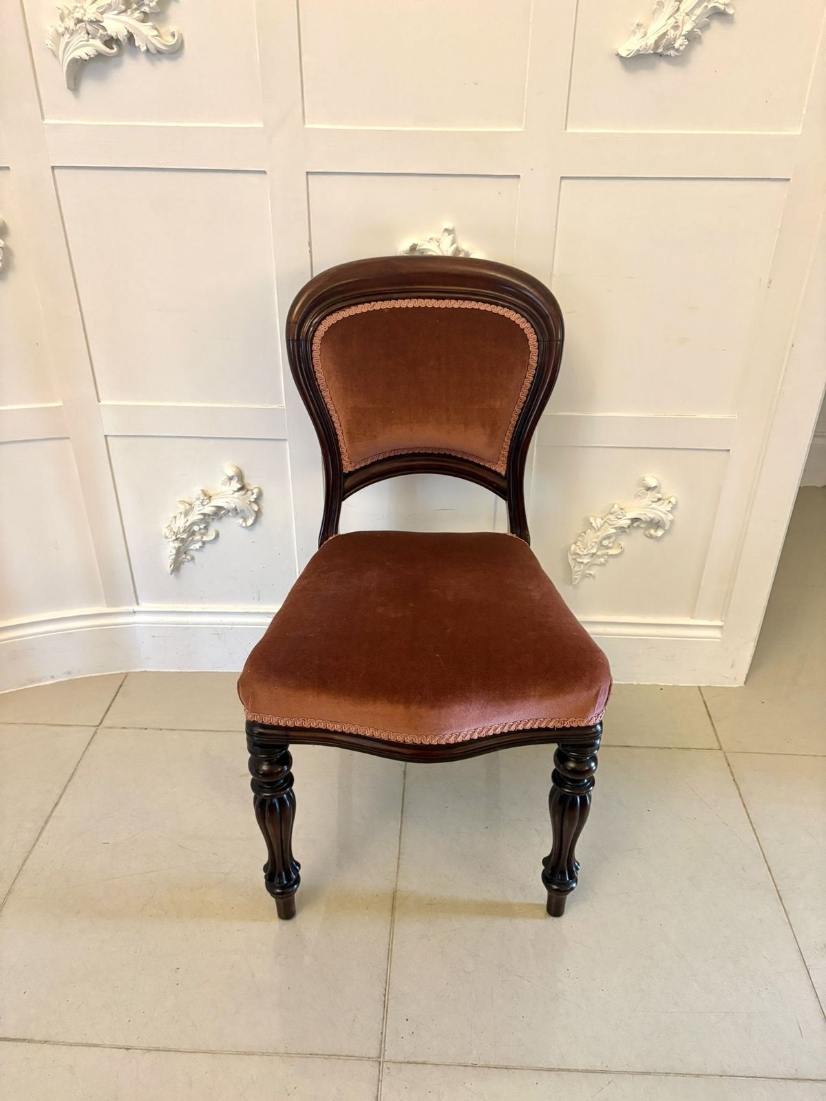 Furniture Antique Set Of 6 Mahogany Dining Chairs With Tulip Legs photo