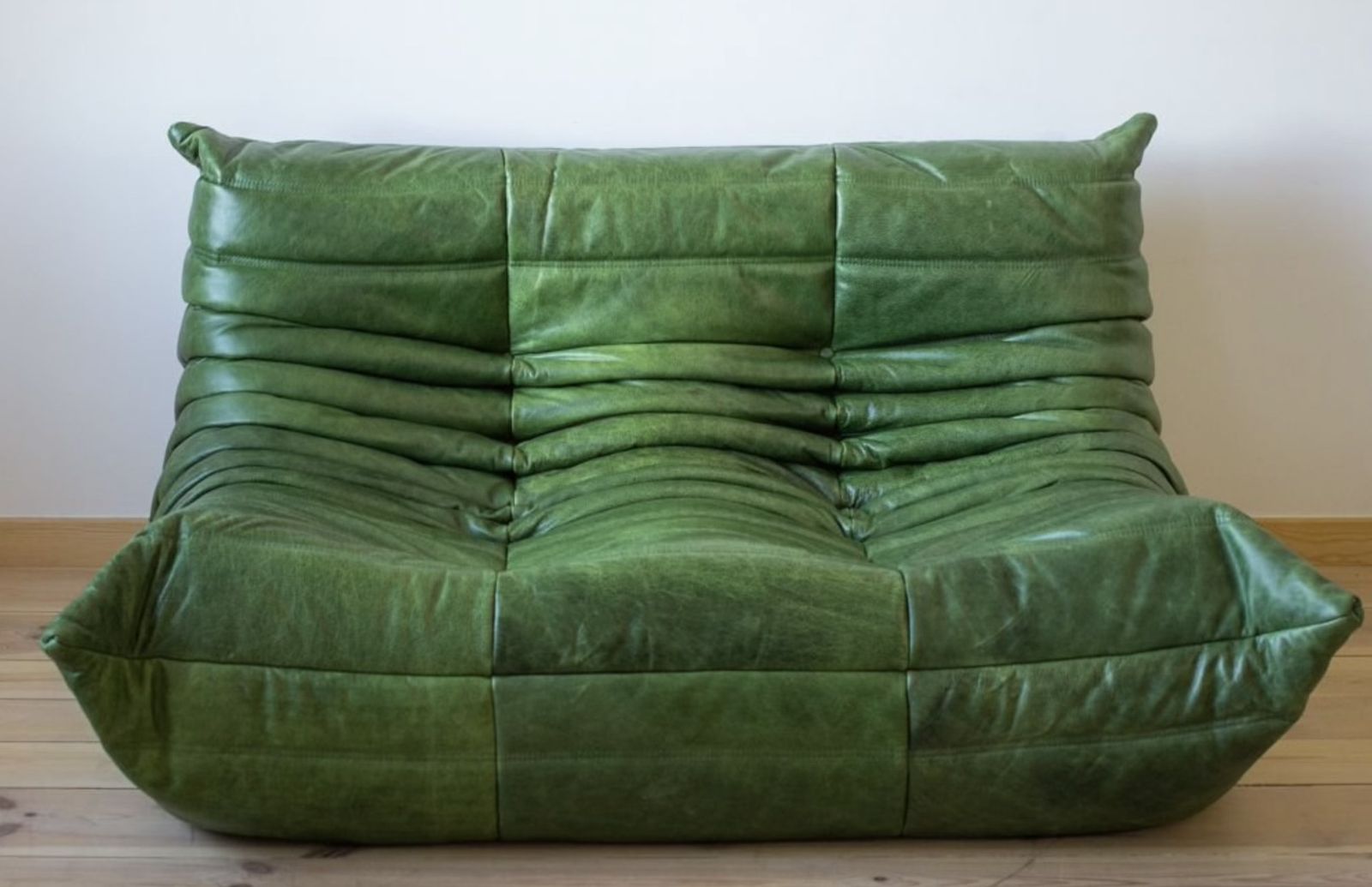 photo buy Togo Suite By Michel Ducaroy For Ligne Roset