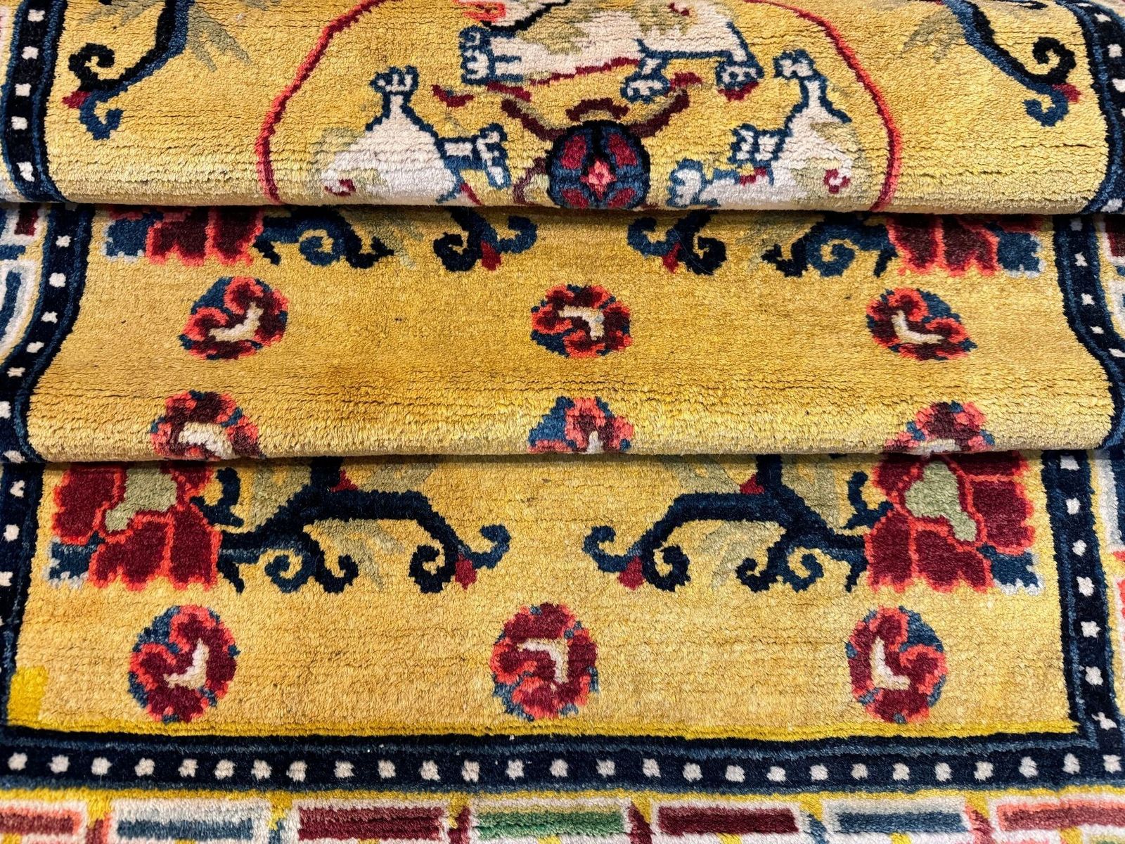 photo vintage Antique Chinese Ningxia Rug 1.70m X 0.77m