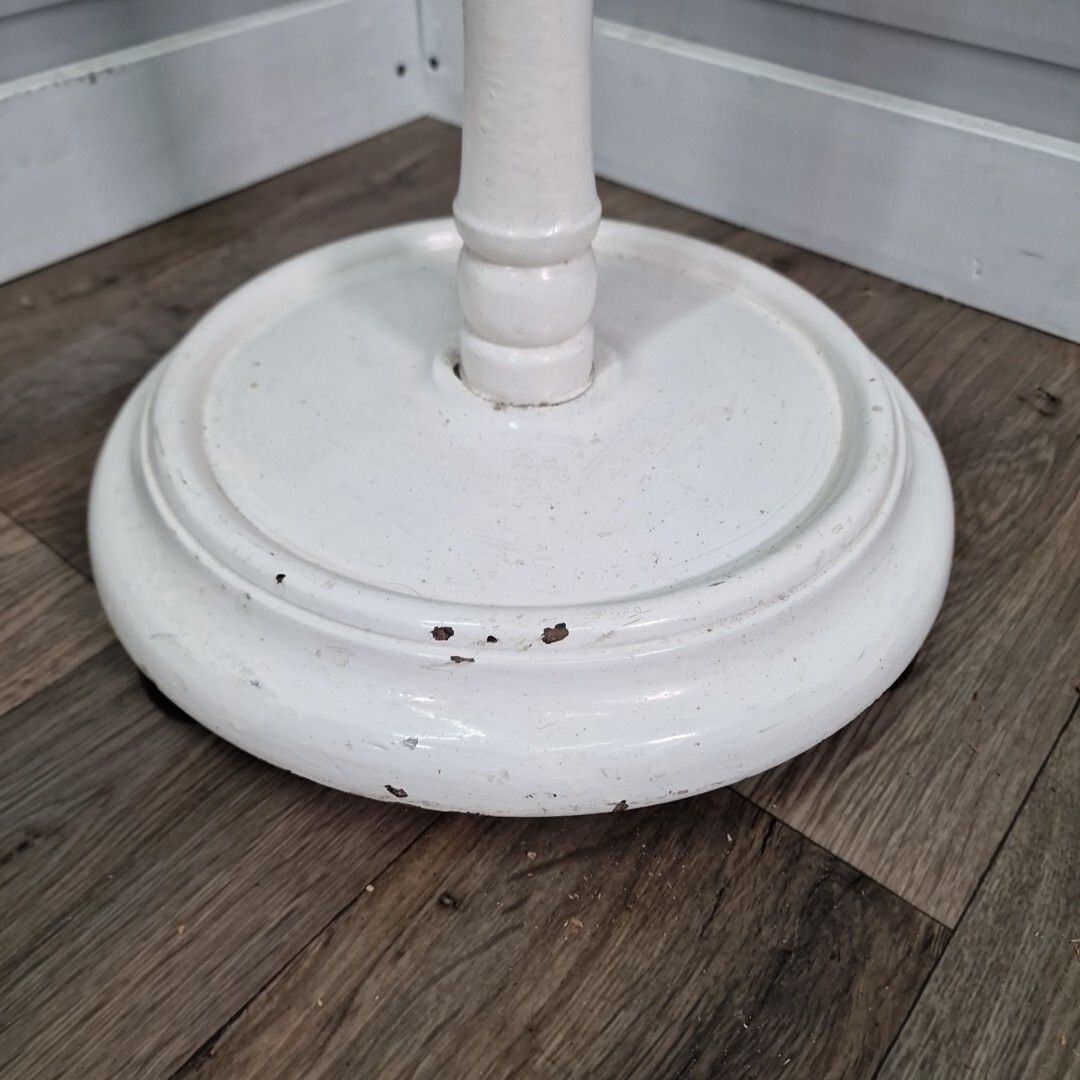 photo vinterior Retro Vintage Standard Lamp Painted Wood Turned Room Floor Light For Rewiring