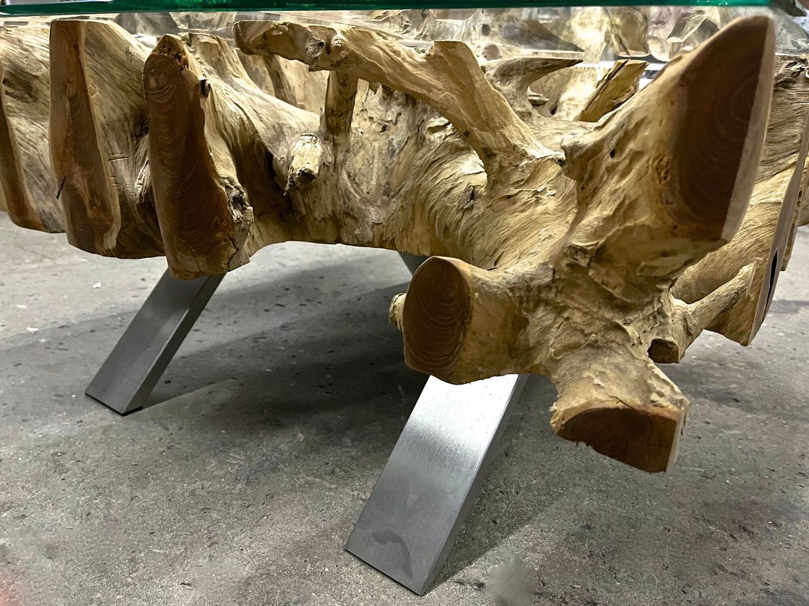 3670.0 21st Century Organic Modern Teak Root Coffee/ Table, Glass, Idn 2024 photo