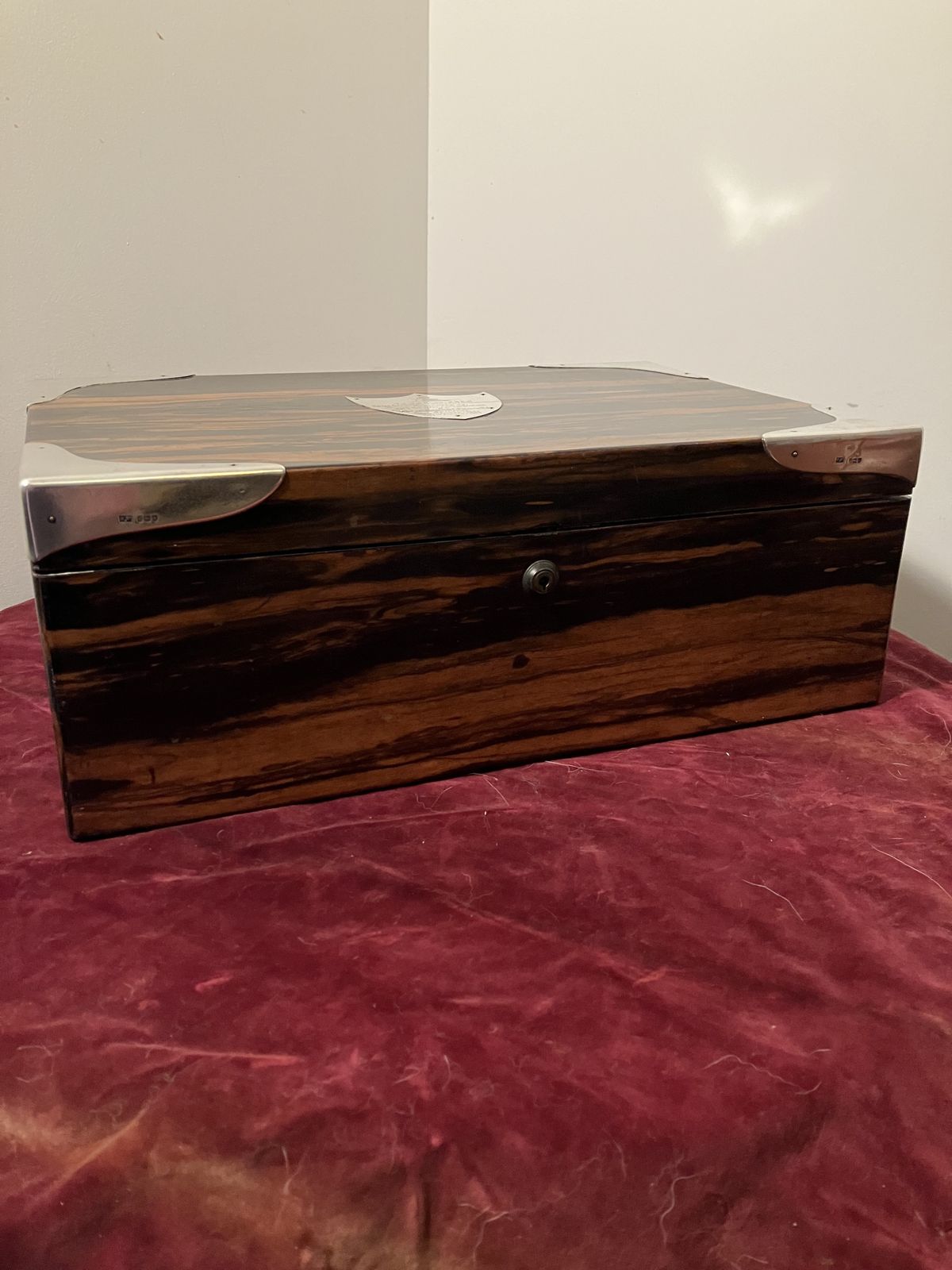 Antique Humidor In Coromandel Wood With Military Provenance photo vinterior