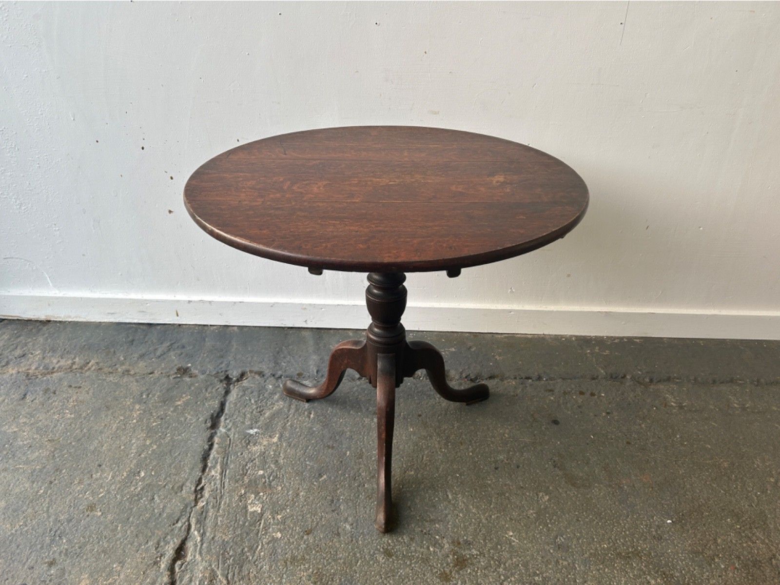 Georgian Style Antique Tilt Top Tripod Occasional Side Table photo Furniture