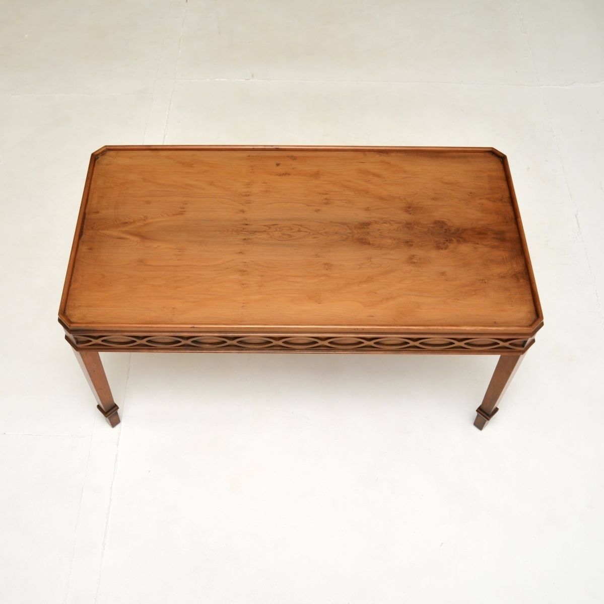 Antique Georgian Style Yew Wood Coffee Table photo for sale