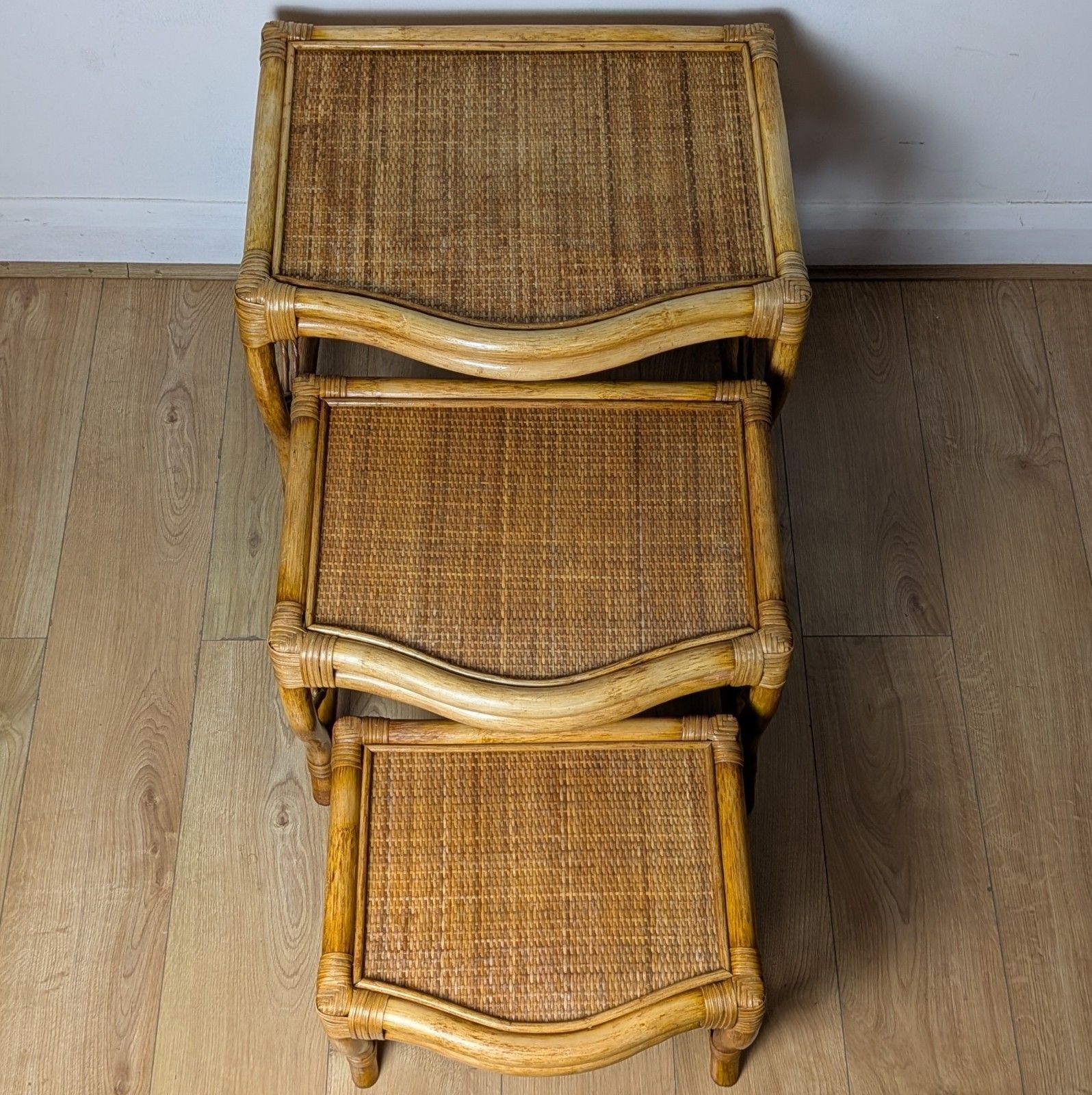 Mid Century Bamboo & Rattan Nest Of Tables | Scalloped Arch | Boho Tiki Vintage photo vinterior