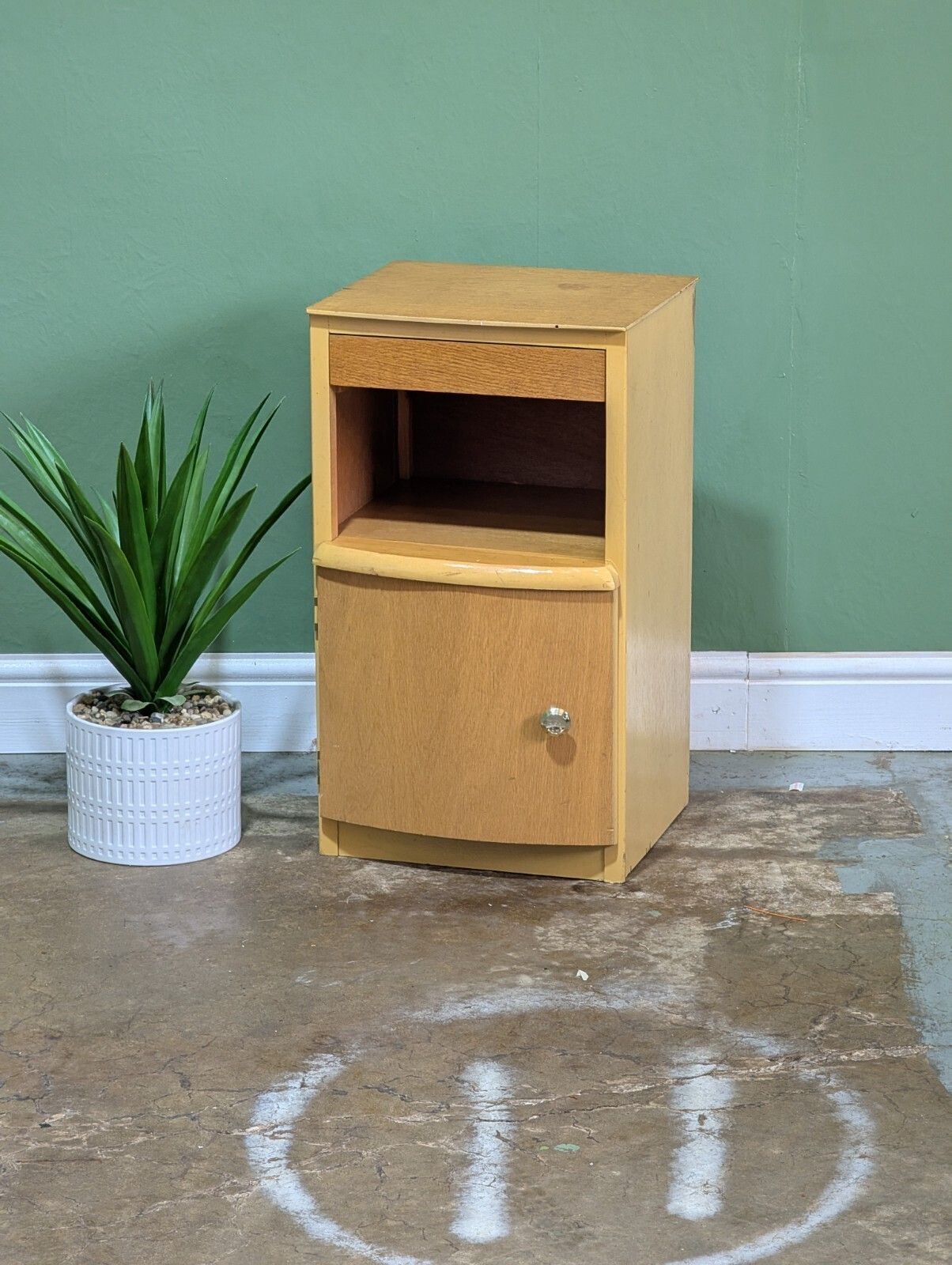 Vintage Oak Veneer Bedside Table Single Cabinet Nightstand Mid Century Drawer photo furniture