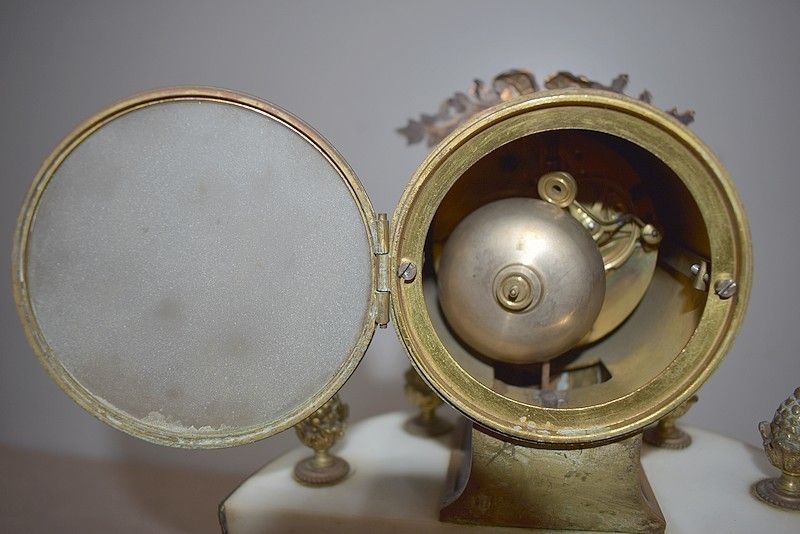 Clock Louis XVI Style Marble And Bronze 19th photo vinterior