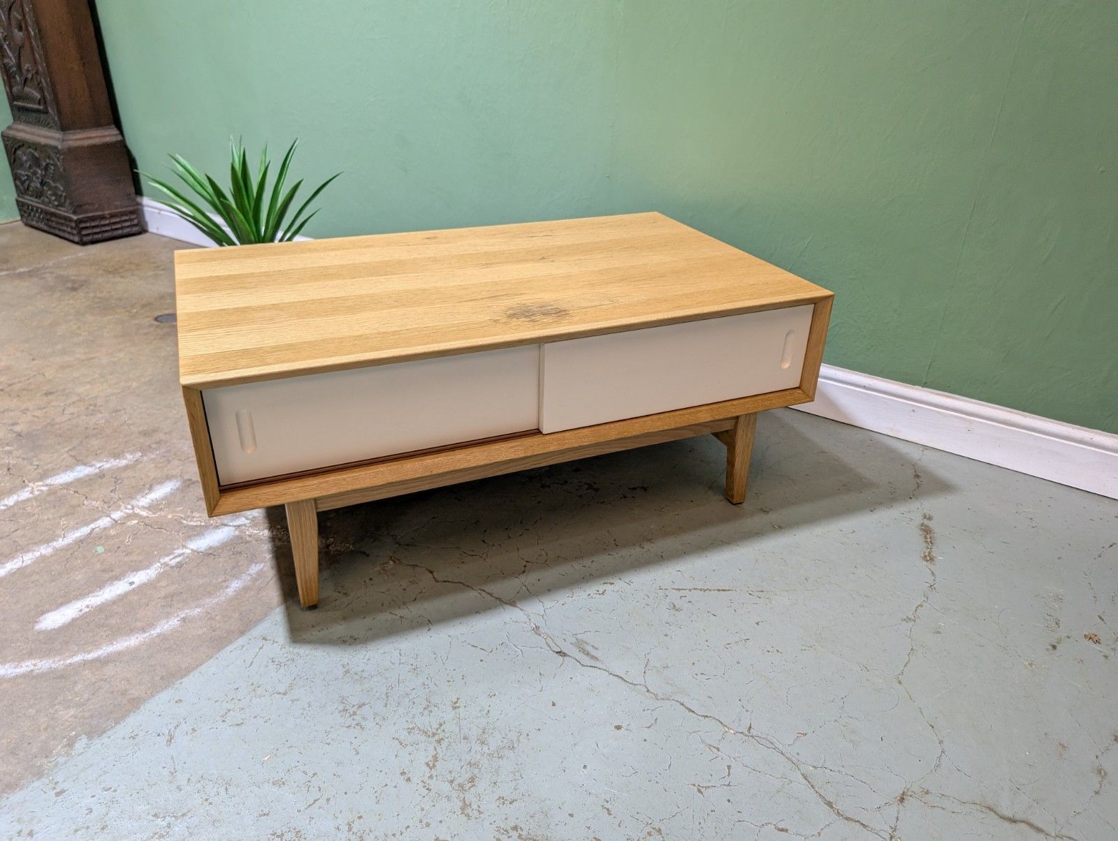 photo vinterior Contemporary Modern Oak Coffee Table Mid Century Danish Style Storage White Door