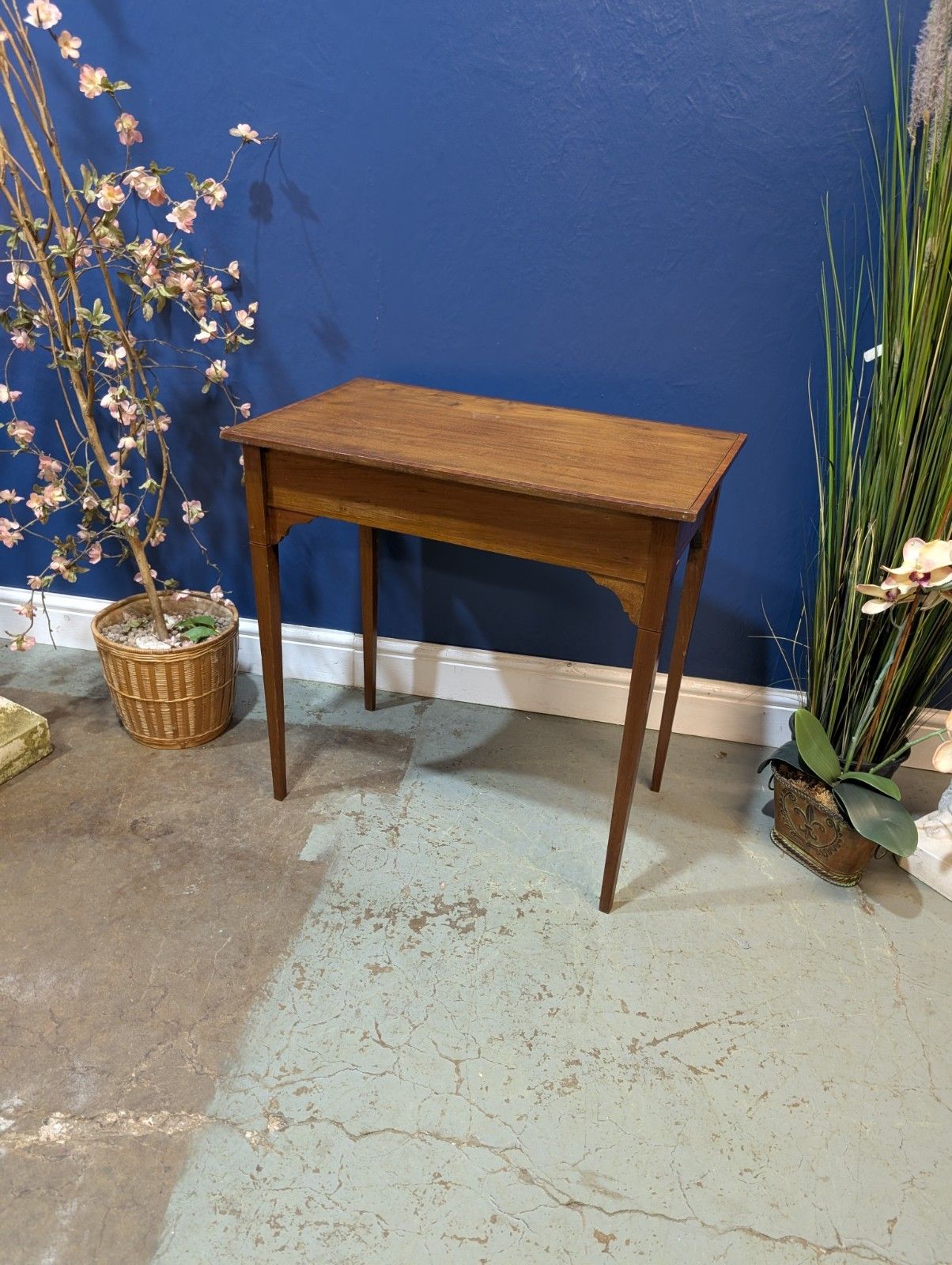 Edwardian Mahogany Side Table Elegant Legs Wine End Antique Polished Inlaid