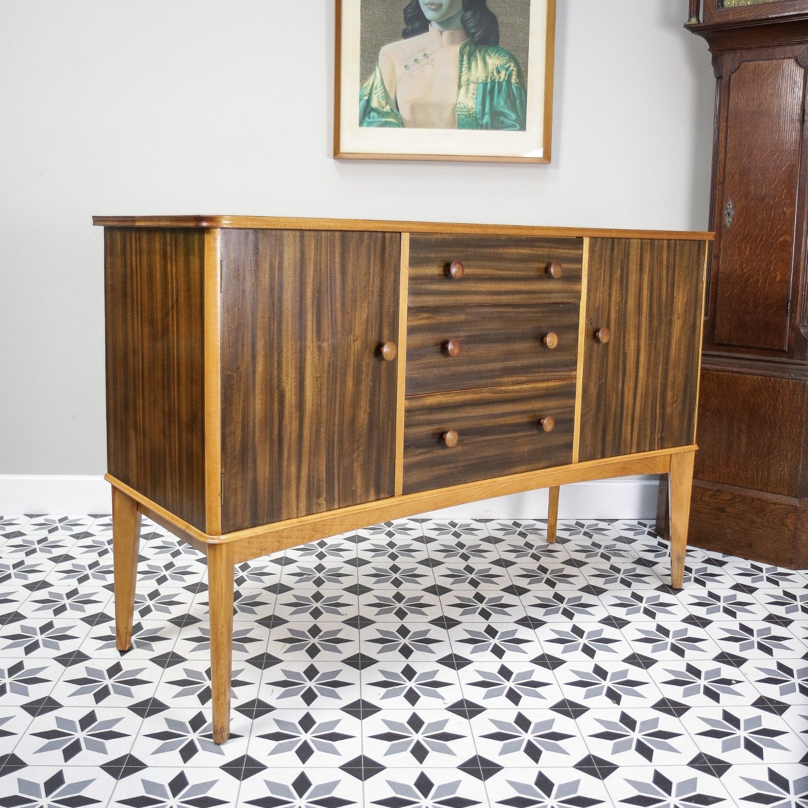 Teak Sideboard Concave Front In Afromosia And Indian Laurel Mid Century Retro photo vinterior