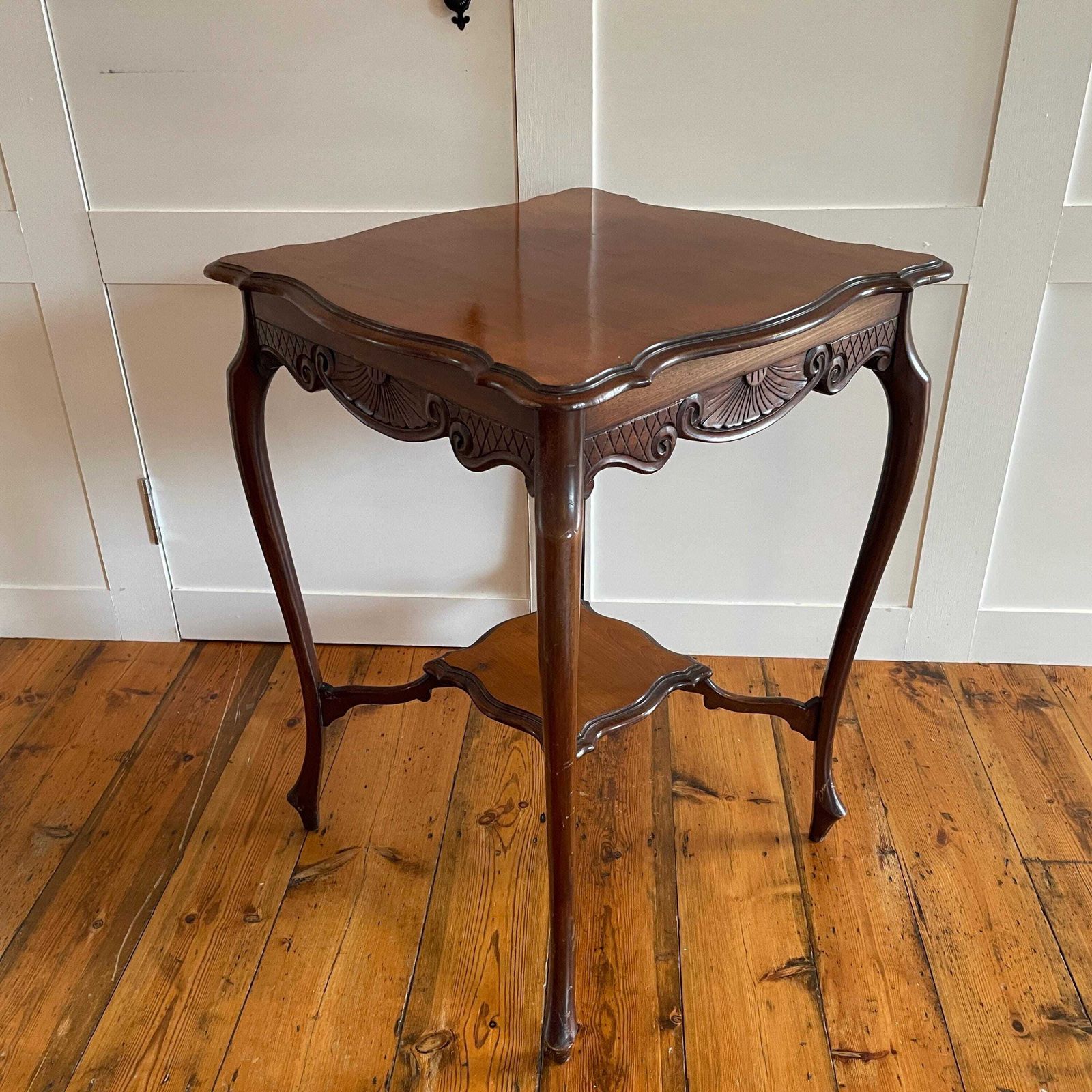 Antique Edwardian Hand Carved Wooden End Table Patterned Square Brown Table Vintage Decor Country Cottage Furniture Side 72x52x52cm photo buy