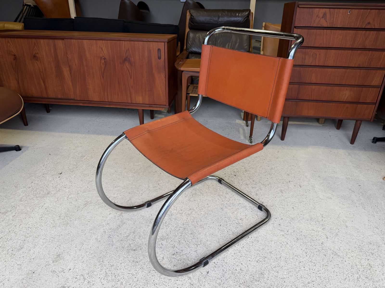 Tan Leather Mr10 Cantilever Chair In The Manner Of Ludwig Mies Van Der Rohe Bauhaus photo furniture