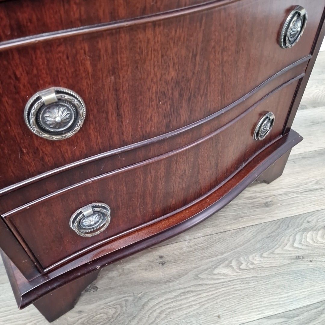 photo furniture Antique Georgian Style Drawers Reproduction Chest Of 4 Commode Bow Fronted