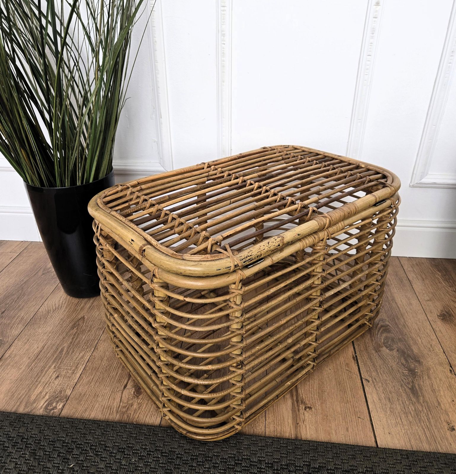 photo furniture 1960s Italian Designer Bamboo Rattan Bohemian French Riviera Basket Container