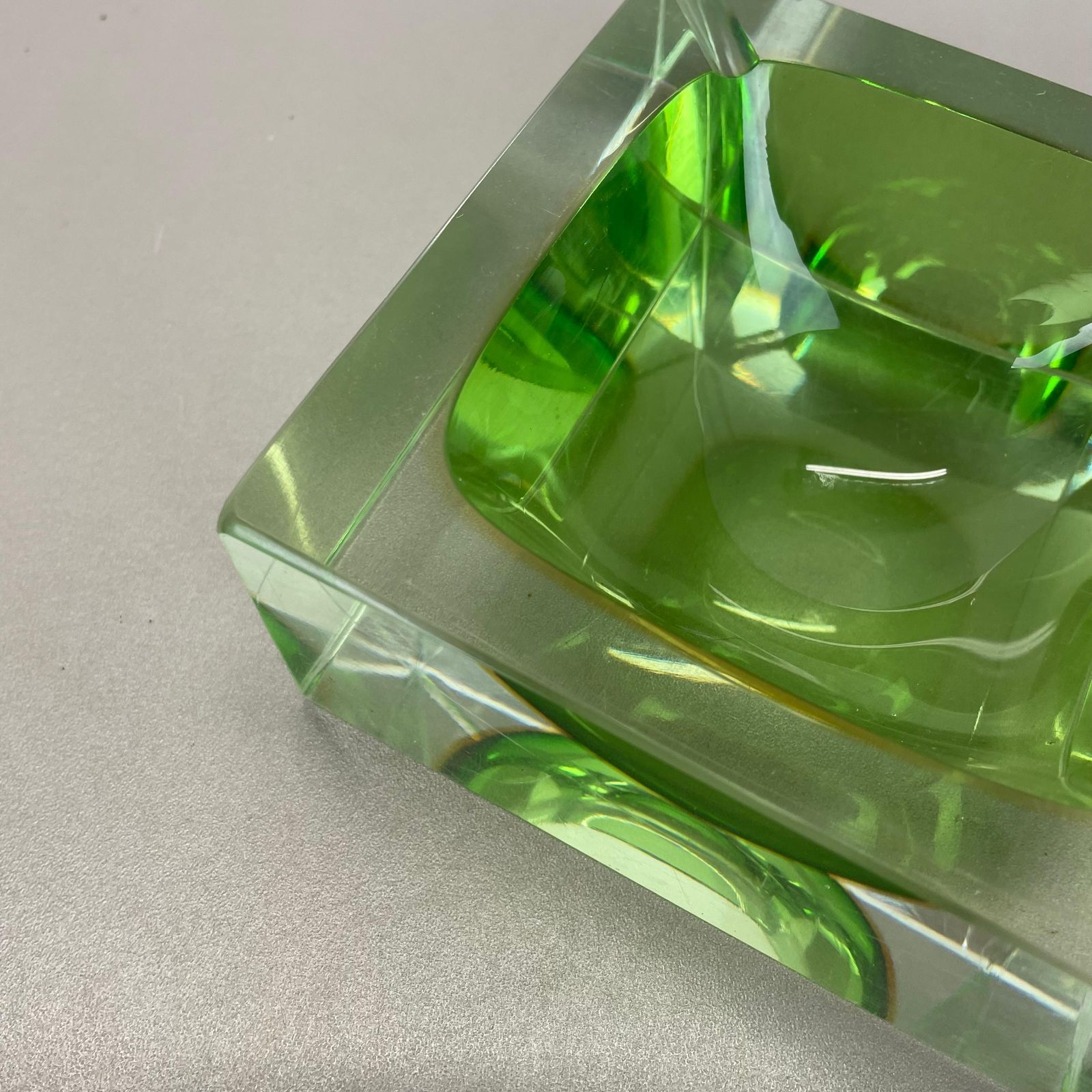 Murano Green Glass Sommerso Block Cube Ashtray Element Flavio Poli, Italy, 1970s photo Home Decor